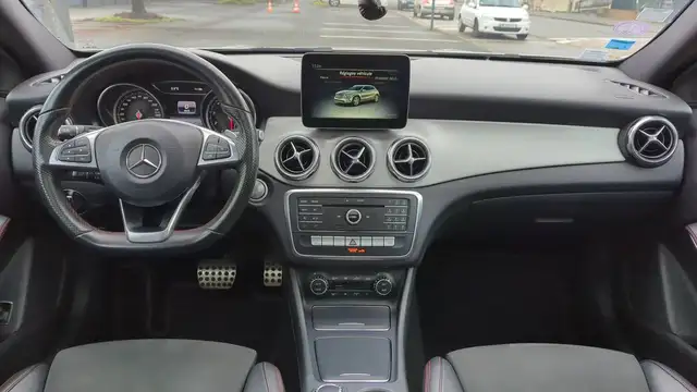 Mercedes-Benz Unknown Model view 11