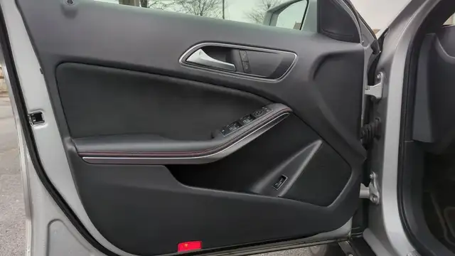 Mercedes-Benz Unknown Model view 7