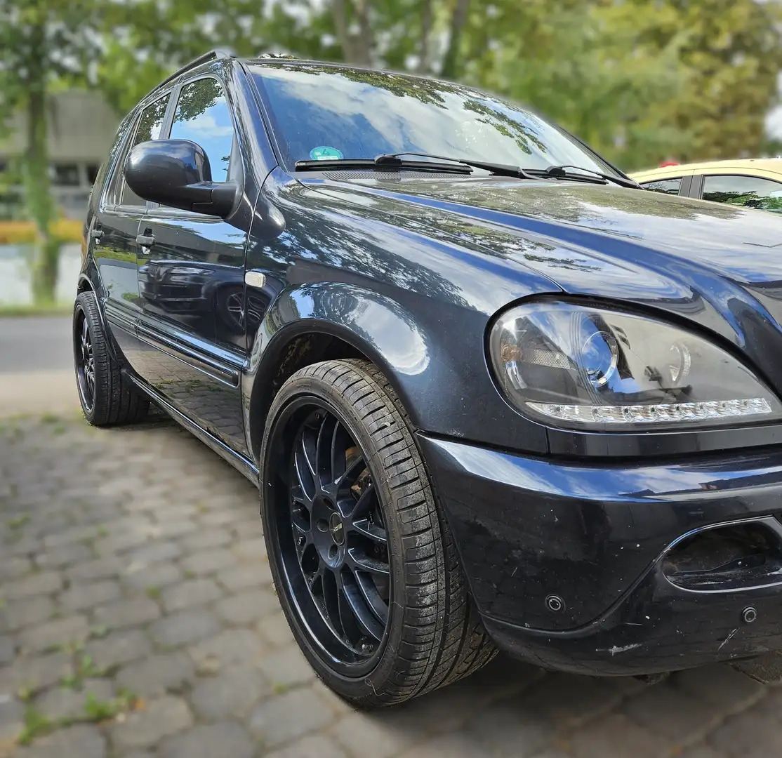 Mercedes-Benz ML 430 ML 430 Negru - 2