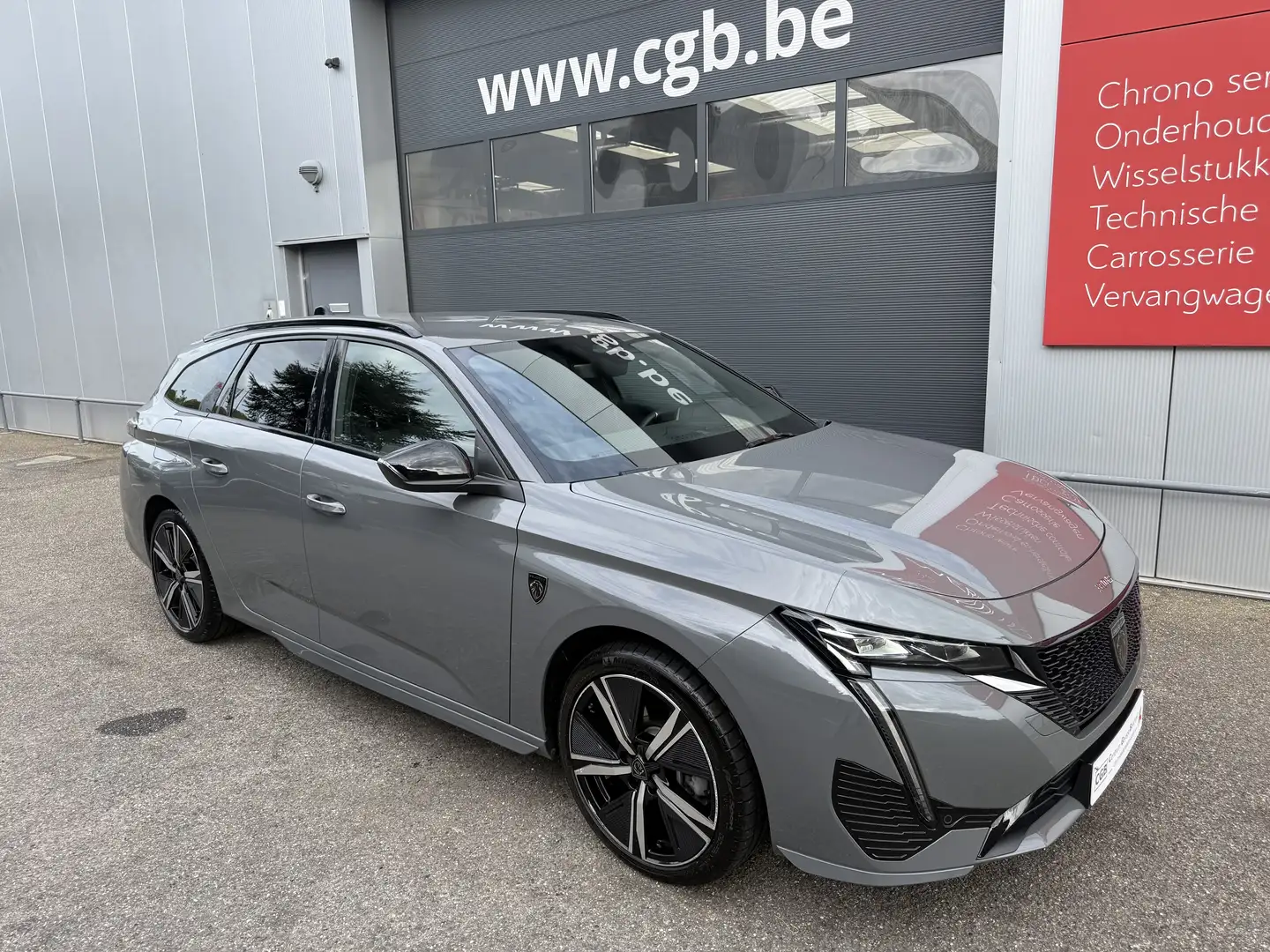 PEUGEOT 308