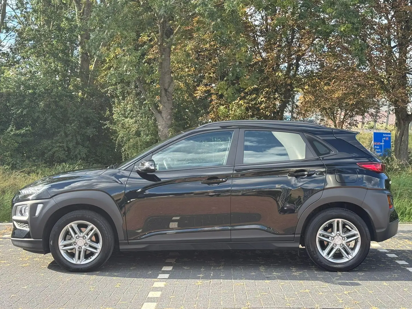 Hyundai KONA 1.0 T-GDI Comfort | Navigatie | Achteruitrijcamera Noir - 2