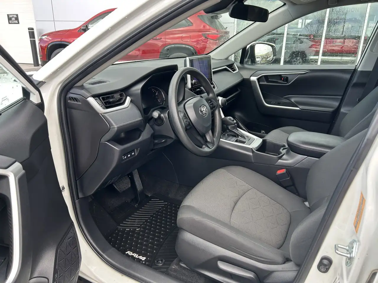 Toyota RAV 4 снимка Toyota RAV 4