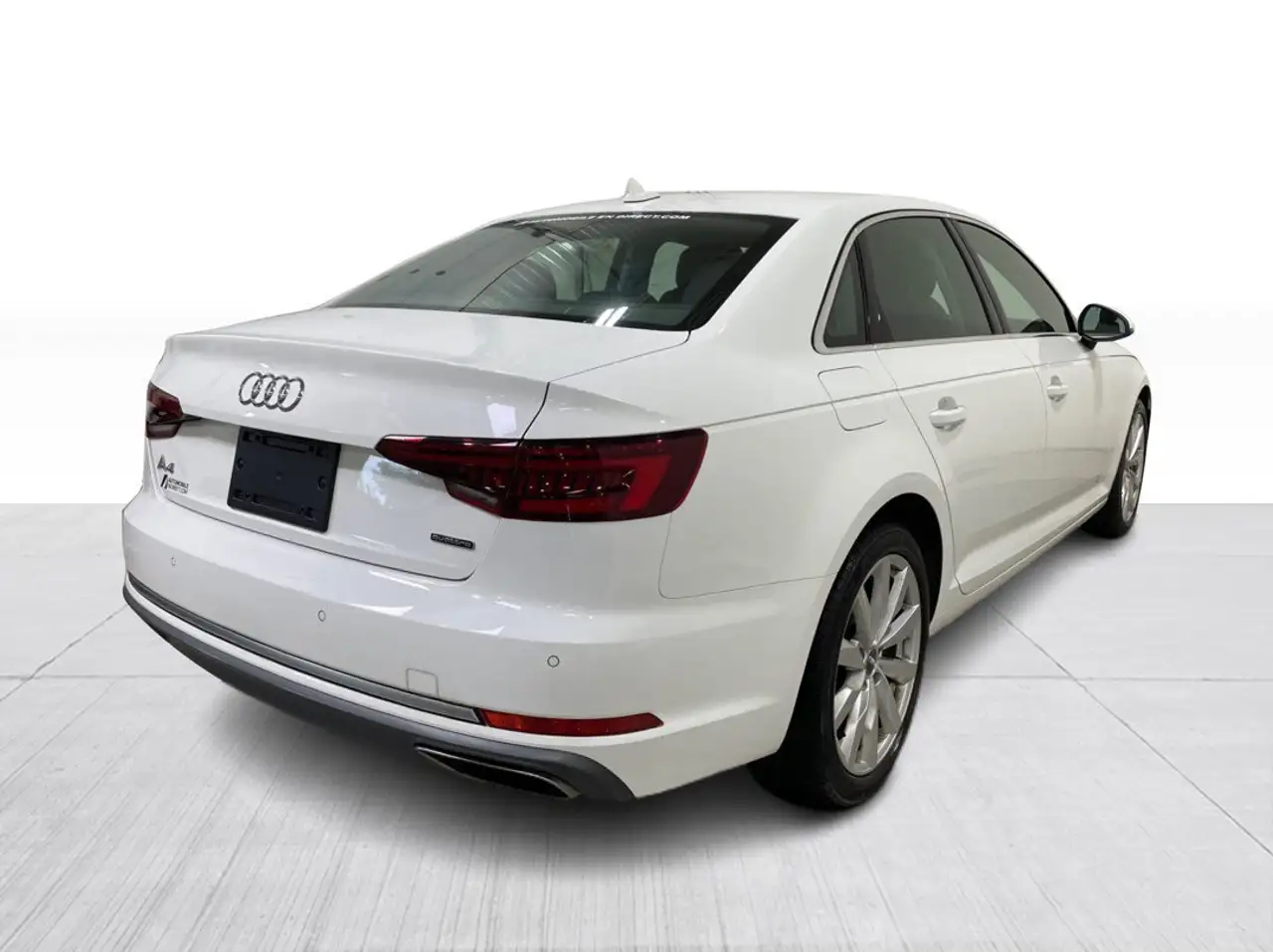 Audi A4 photo Audi A4