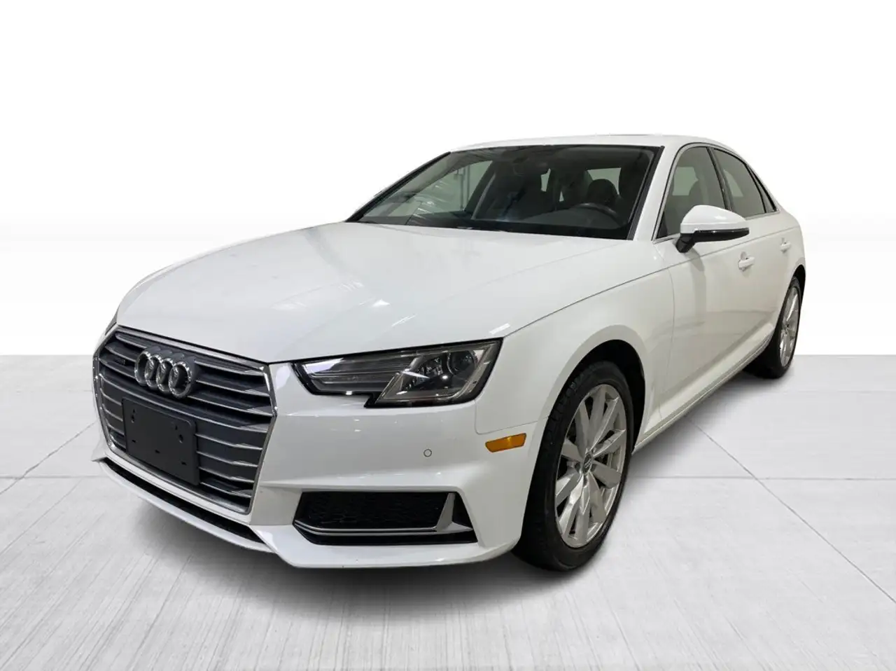 Audi A4 photo Audi A4