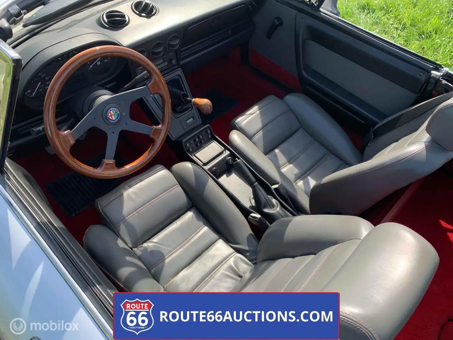 Alfa Romeo Spider 2.0 | 1988 | Route 66 Auctions Zwart - 2