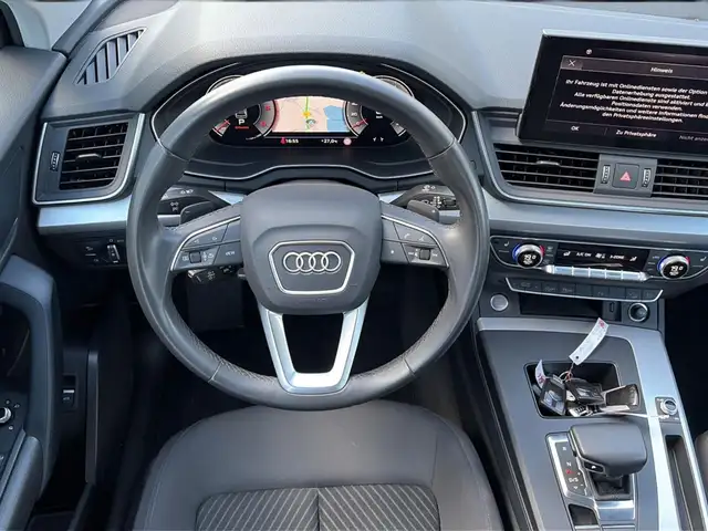 Audi Q5 view 15