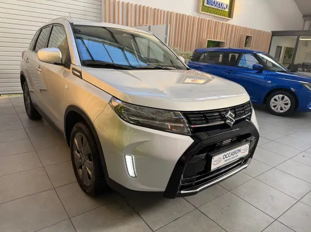 Suzuki Vitara view 3