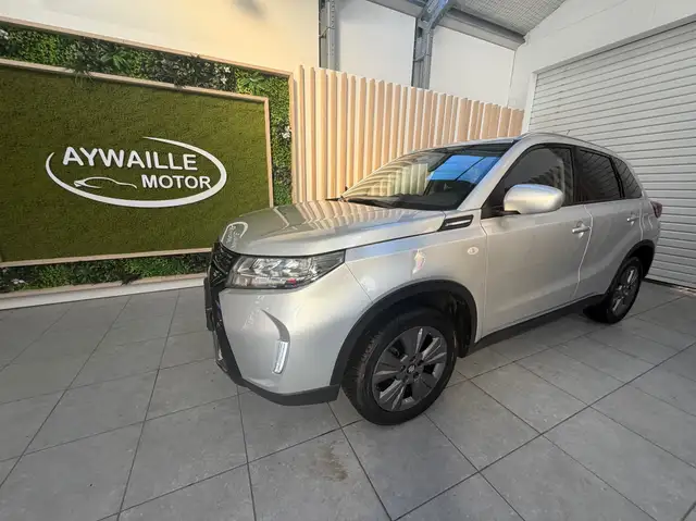 2025 Suzuki Vitara in Silver for sale
