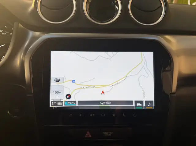 Suzuki Vitara view 10