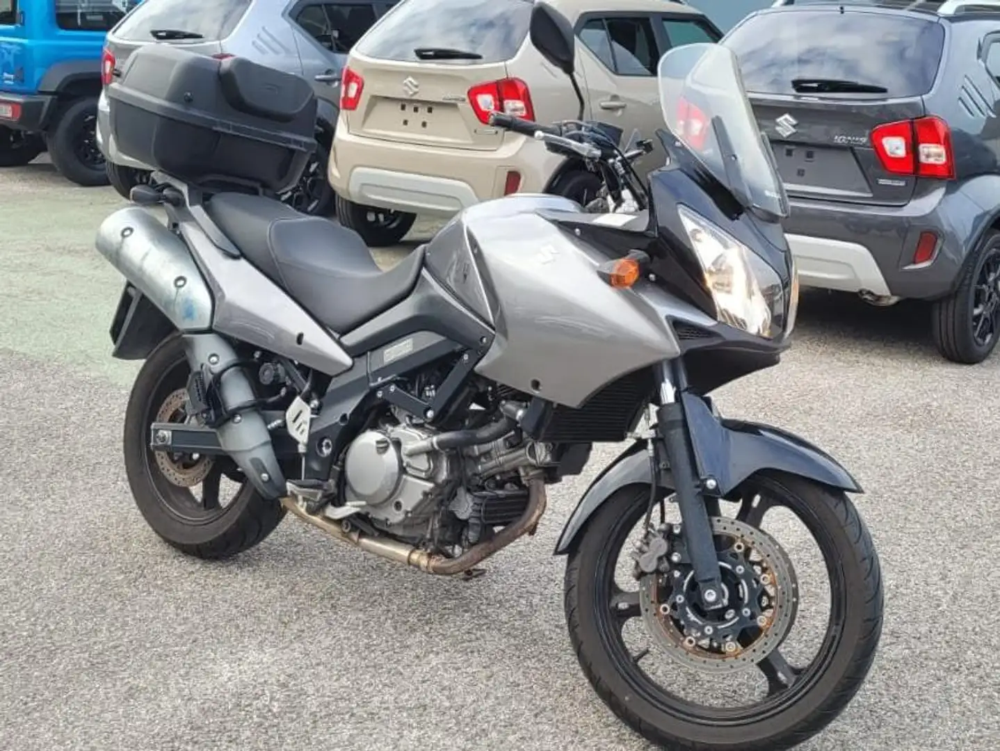 Suzuki V-Strom 650 Grigio - 1
