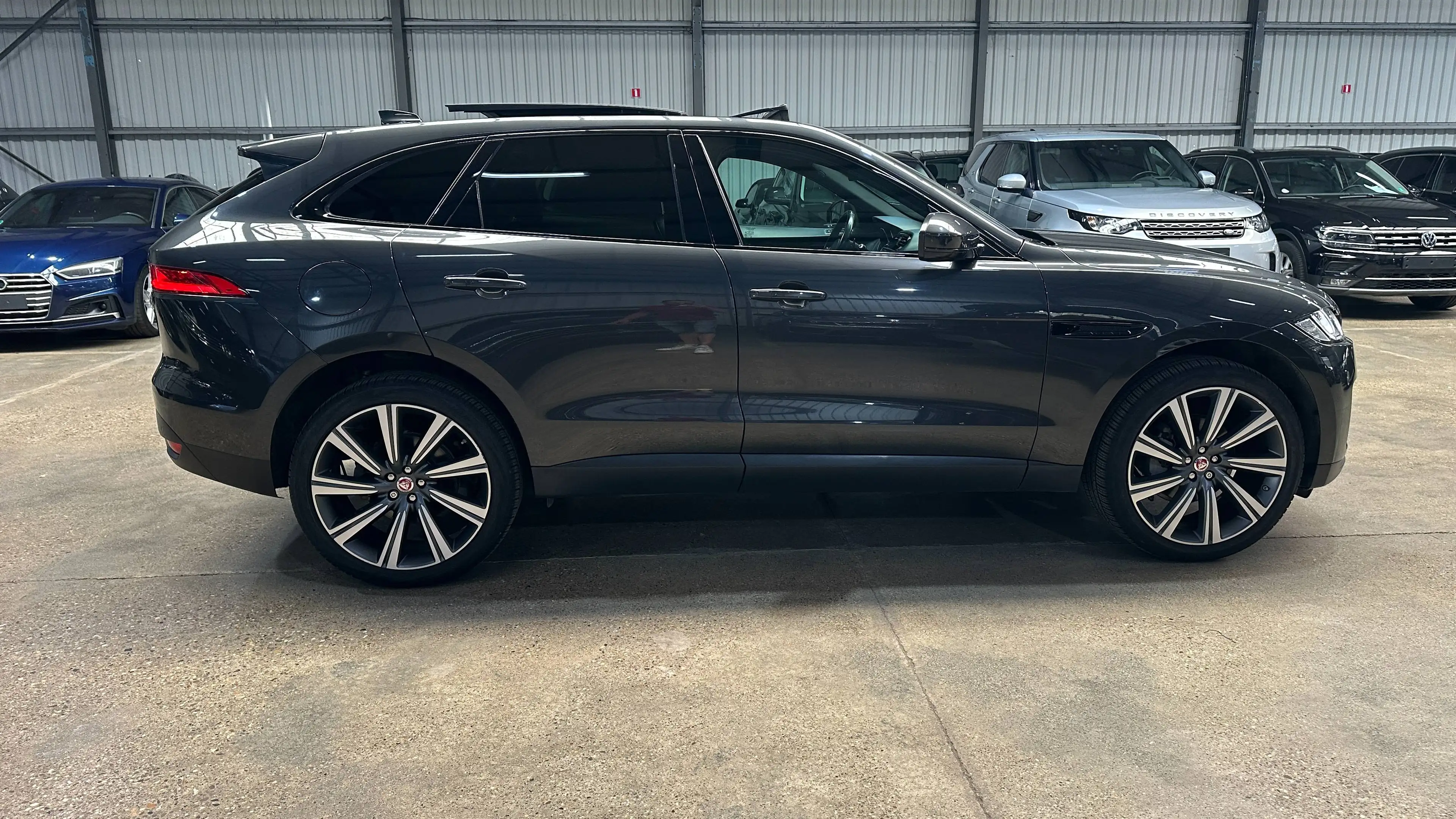 Jaguar F-Pace F-Pace 2.0 D Portfolio — photo 4