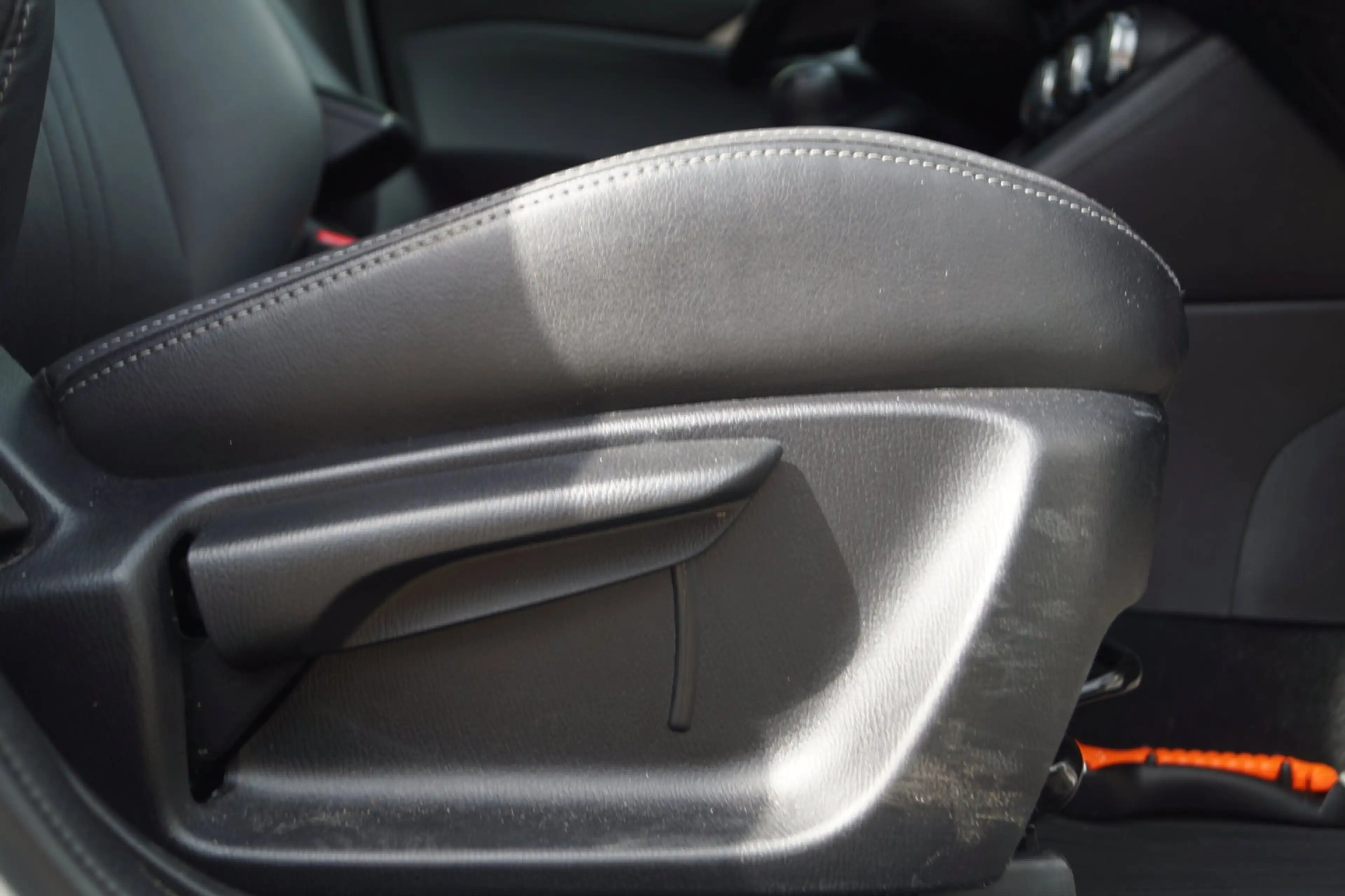 Mazda CX-3 2.0 SkyActiv-G 120 SkyLease GT Leder Sportst Stoel — photo 27