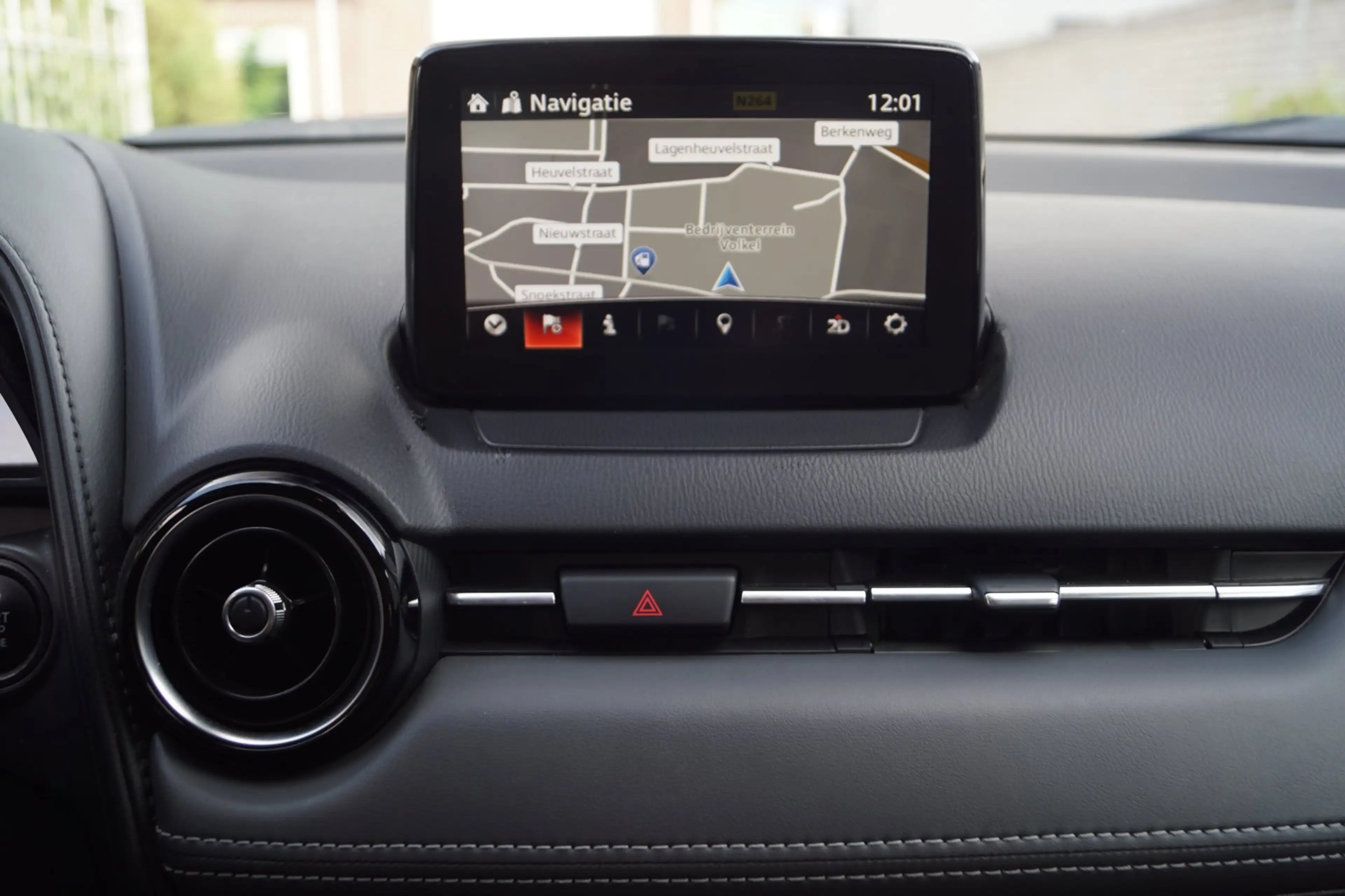 Mazda CX-3 2.0 SkyActiv-G 120 SkyLease GT Leder Sportst Stoel — photo 12