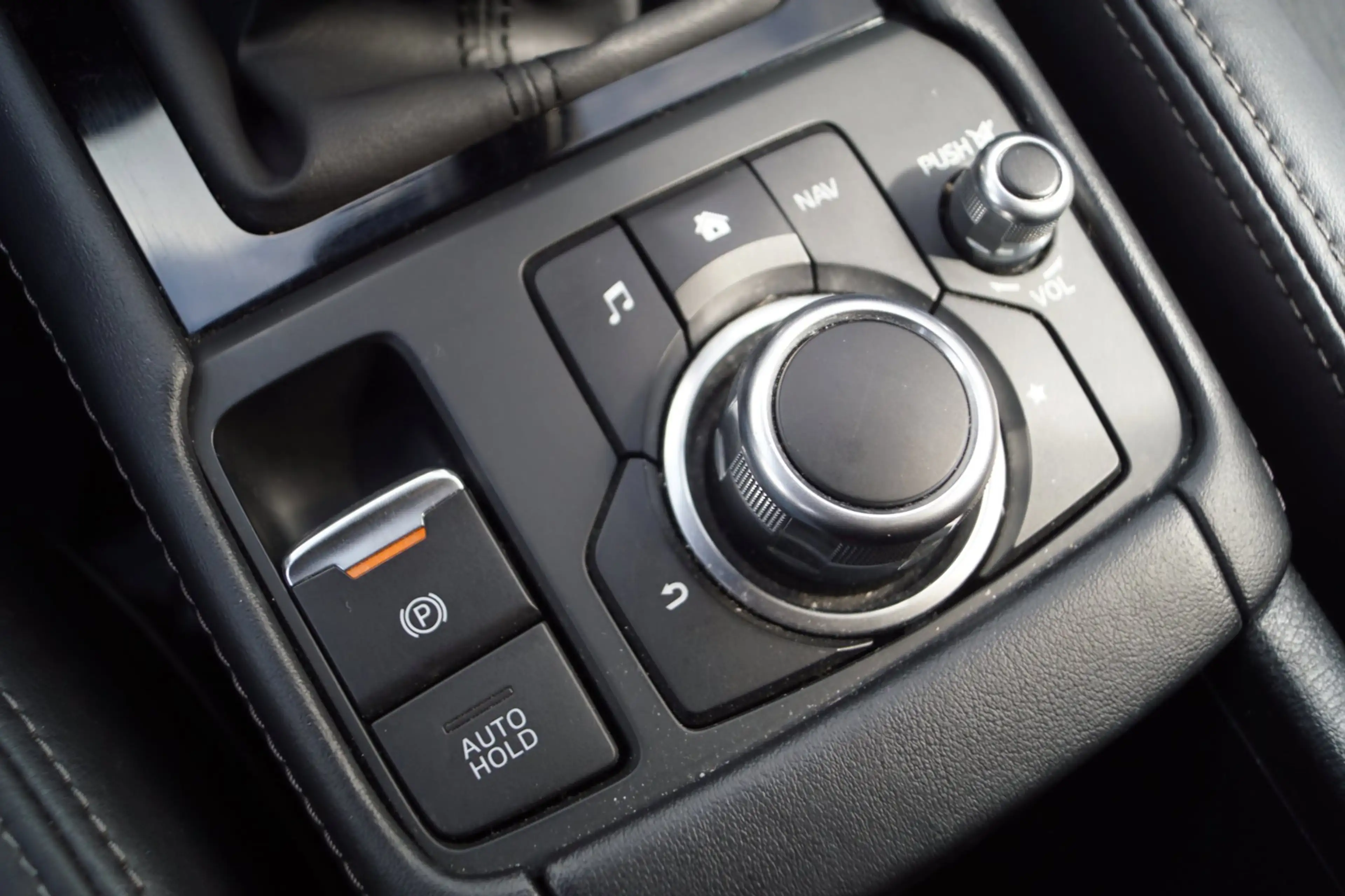 Mazda CX-3 2.0 SkyActiv-G 120 SkyLease GT Leder Sportst Stoel — photo 42