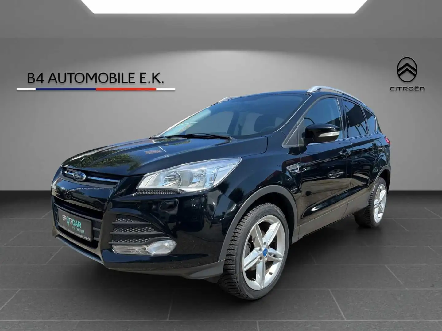 Ford Kuga 1.5 EcoBoost 2x4 Trend mit AHK Nero - 1