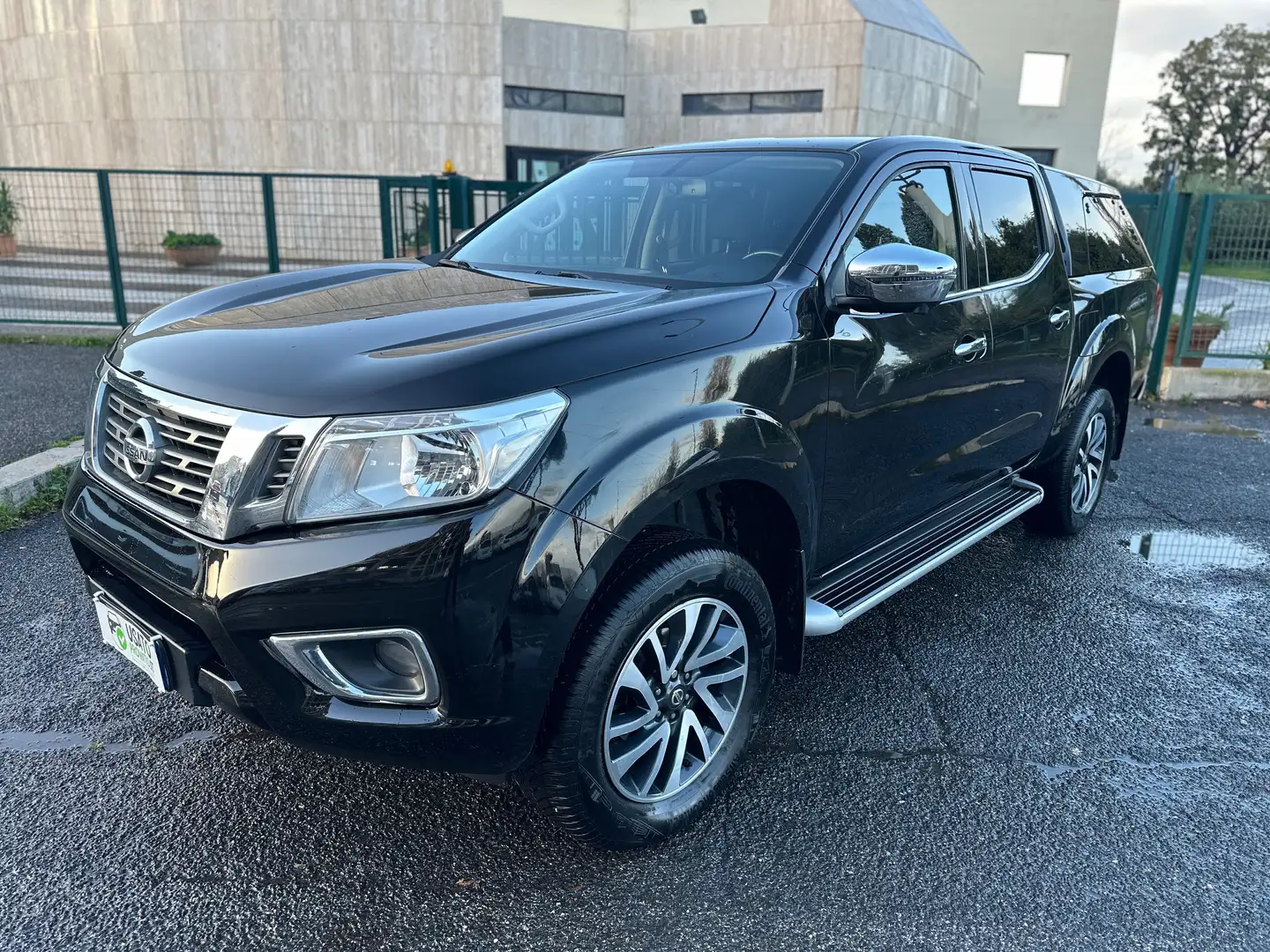 Nissan Navara 2.3dci 4x4 163cv Euro 6 UNIPRO Cabinato GARANZIA Nero - 1