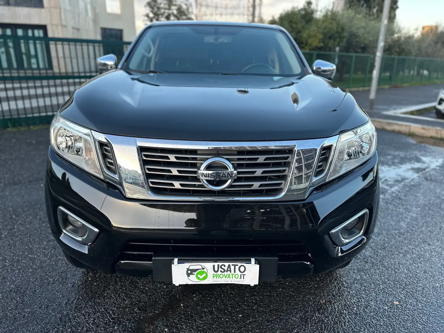 Nissan Navara 2.3dci 4x4 163cv Euro 6 UNIPRO Cabinato GARANZIA Nero - 2