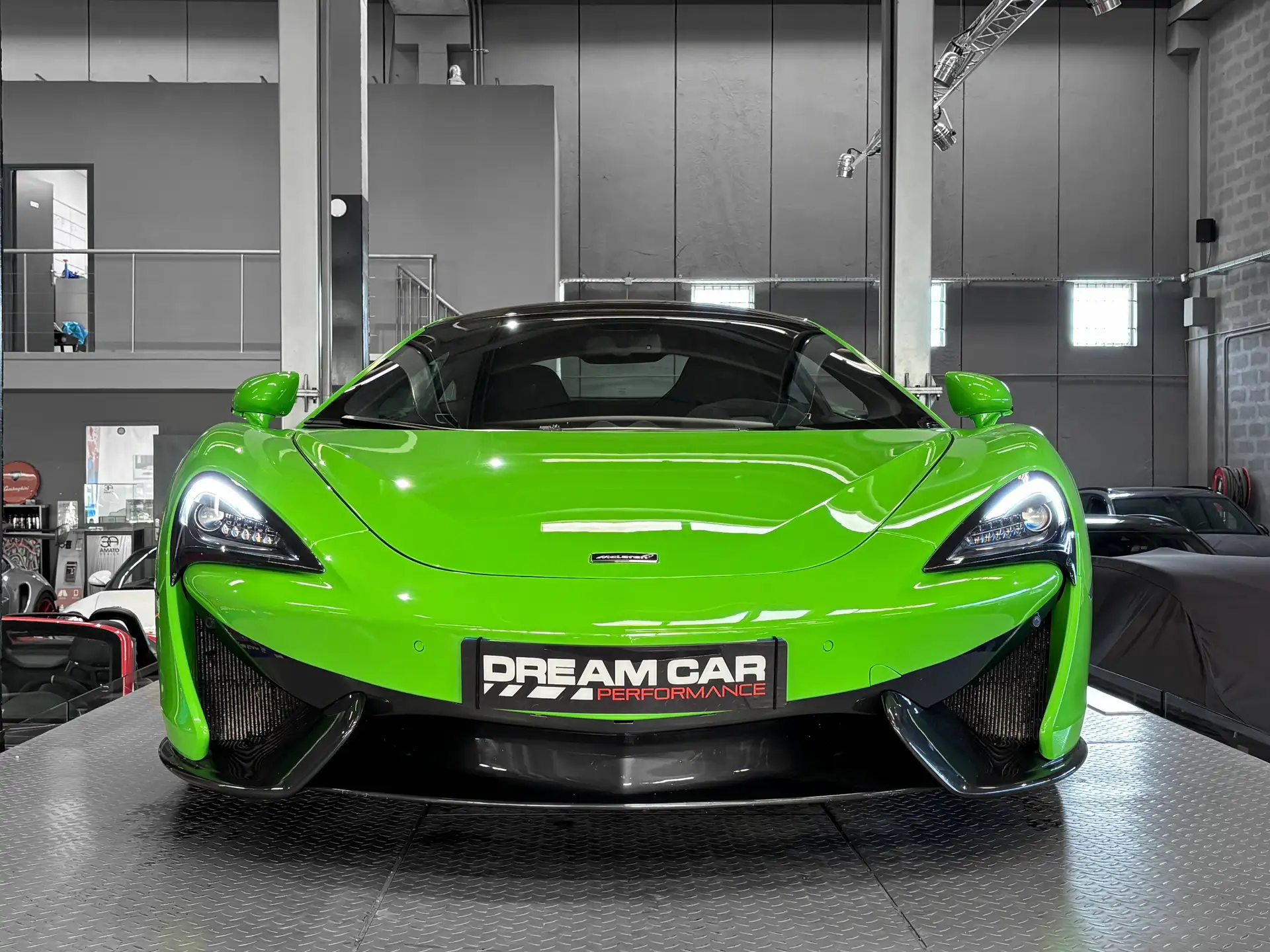 맥라렌 570S 570 Sport Coupe 2016 초록 사진 7