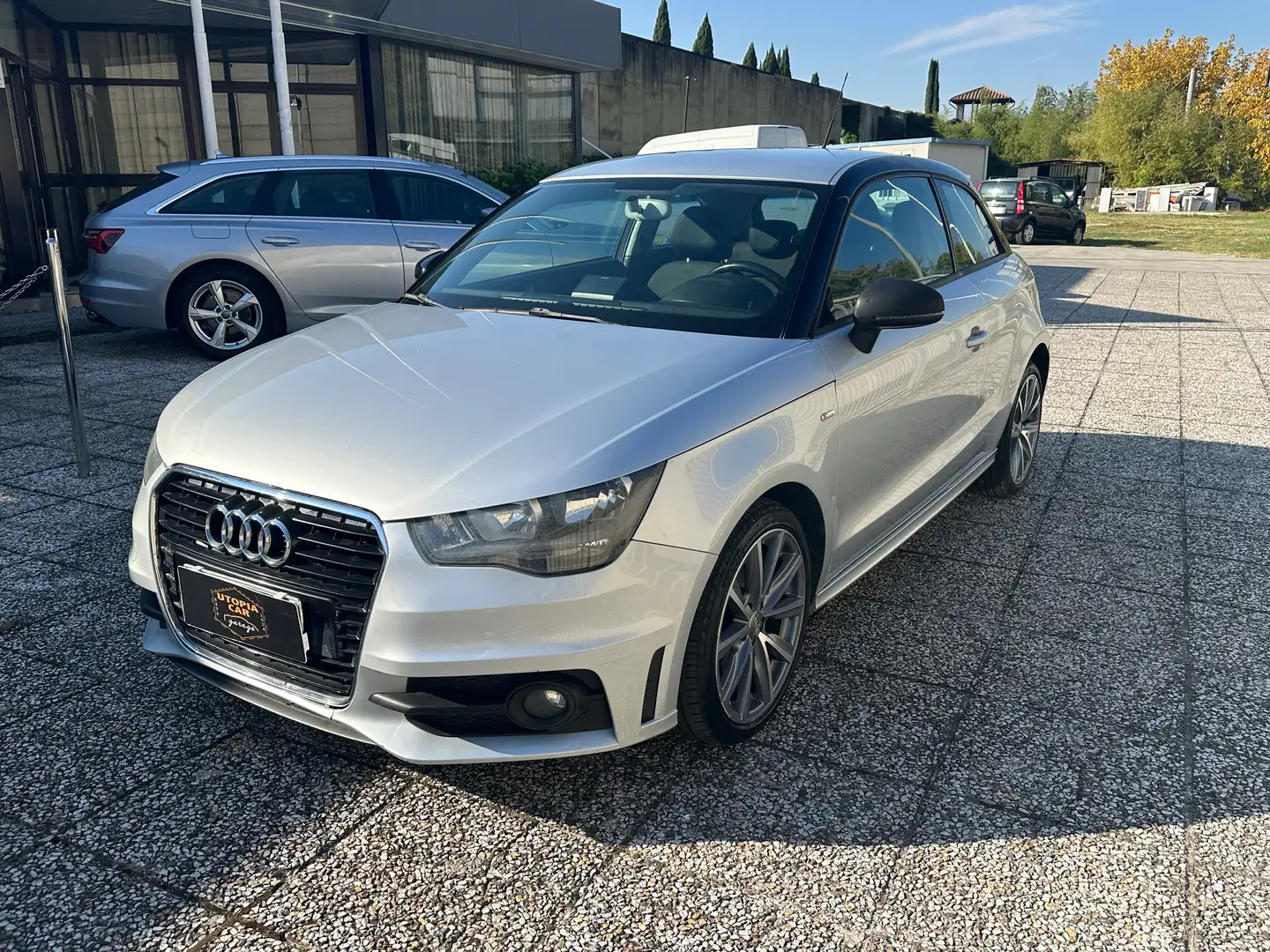 Audi A1 3p 1.6 tdi S line edition plus 90cv Grigio - 2