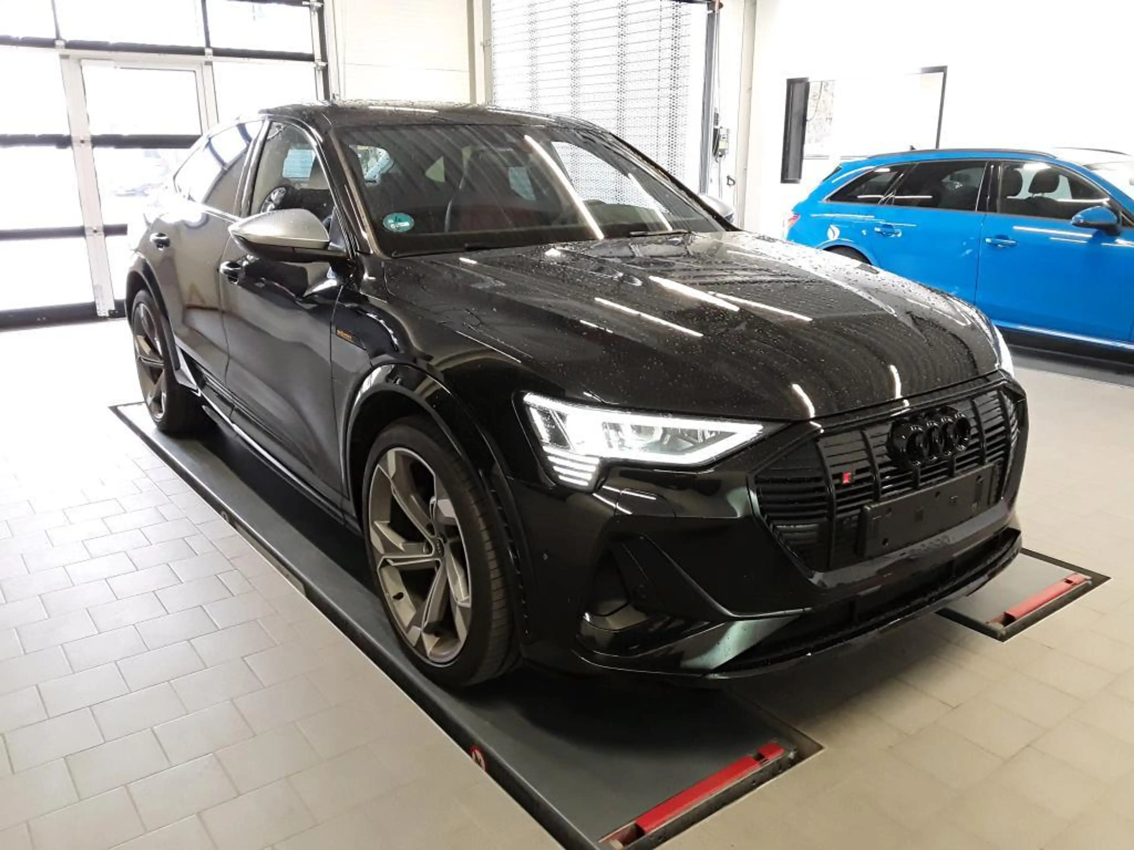 Audi e-tron SPORTBACK S ALL-BLACK/22Z./MATRIX/S-SITZE — photo 7