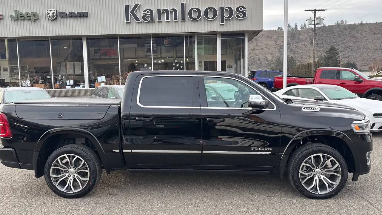 RAM 1500 снимка RAM 1500