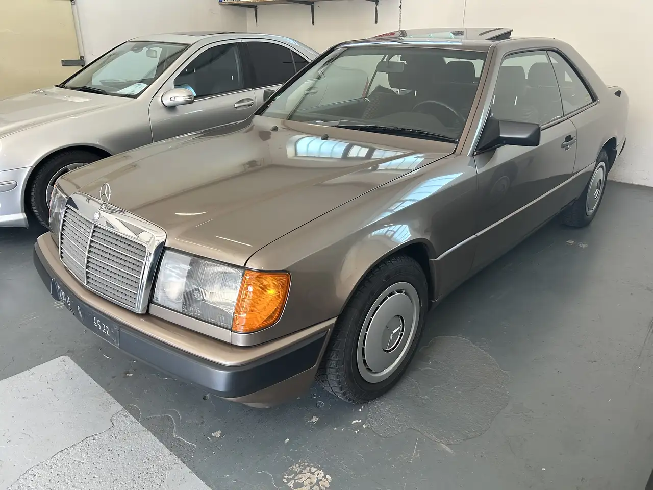 Mercedes-Benz CE 230