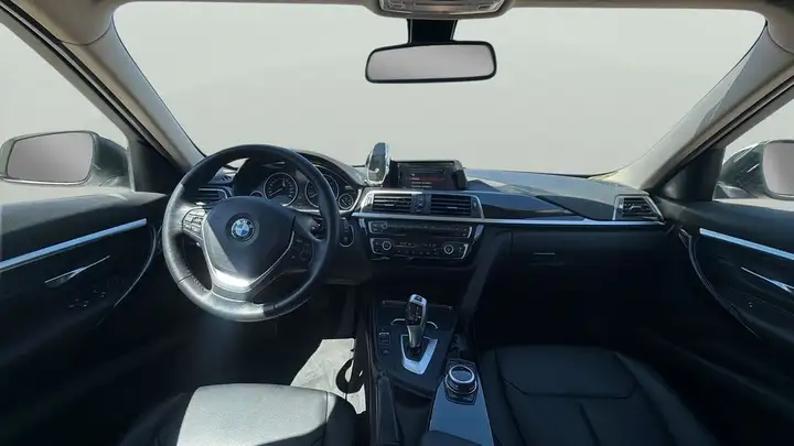 BMW Serie 3 2017, foto 10