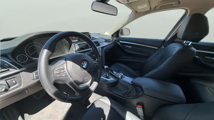 BMW Serie 3 2017, foto 15