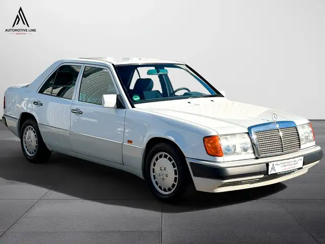 Mercedes-Benz E 230 124 LIMO/TEMPOMAT/KLIMA/ZV/ELEK.FENSTER