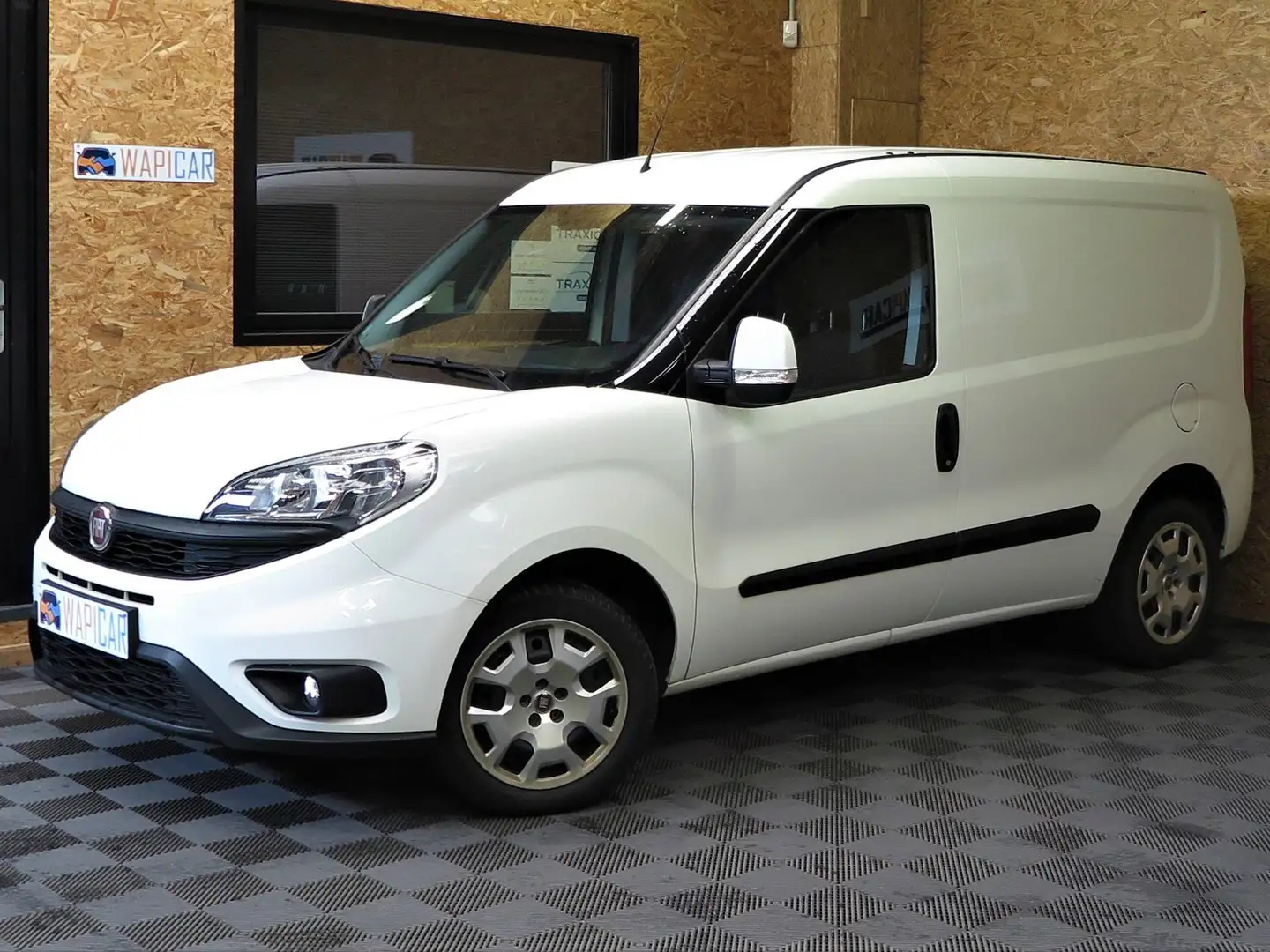 Fiat Doblo 1.3TD Euro6*3places*navi*clim*attache rem Blanc - 1