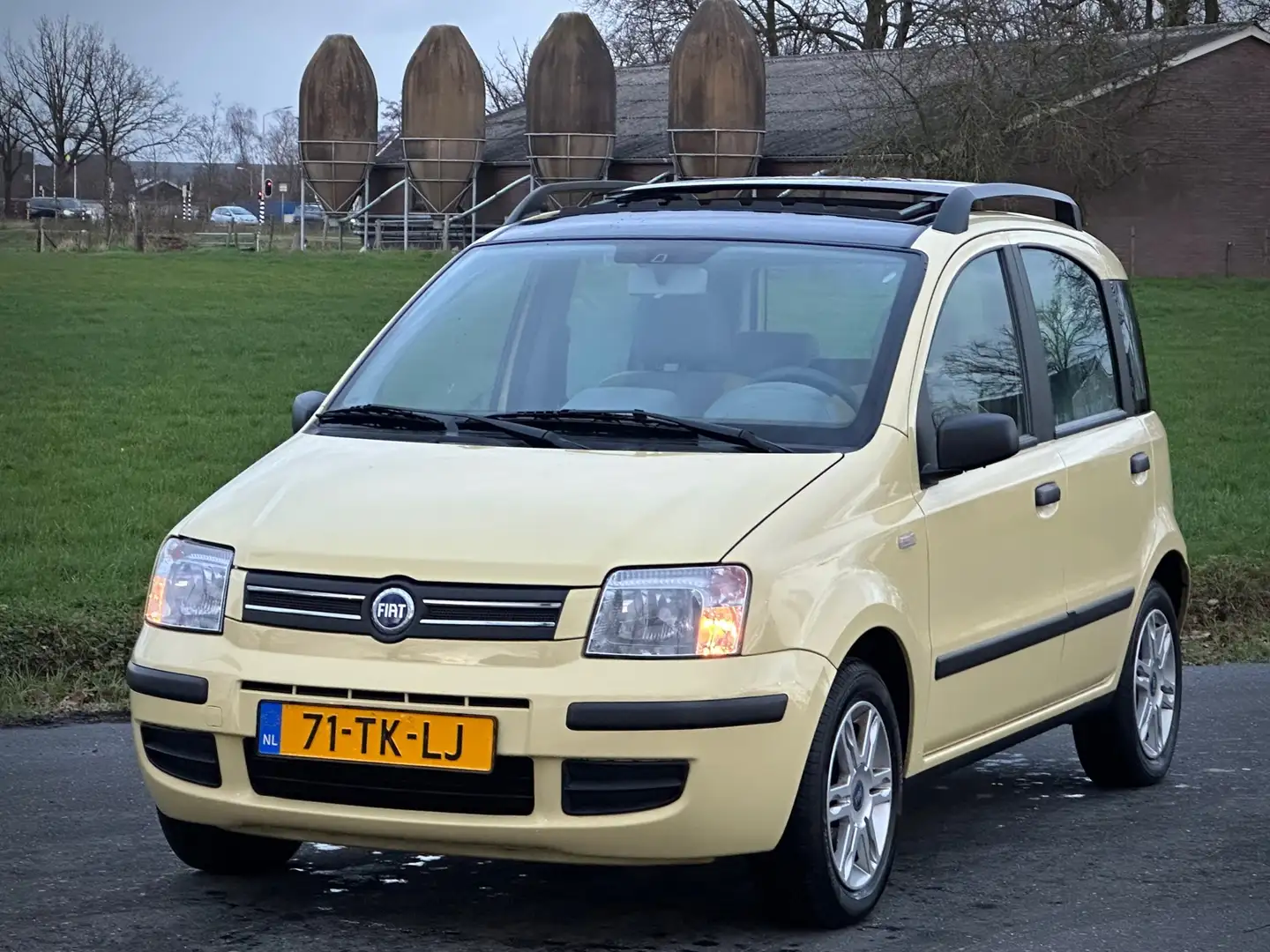 Fiat Panda 1.2 Emotion | Clima | Pano | Automaat Amarillo - 2