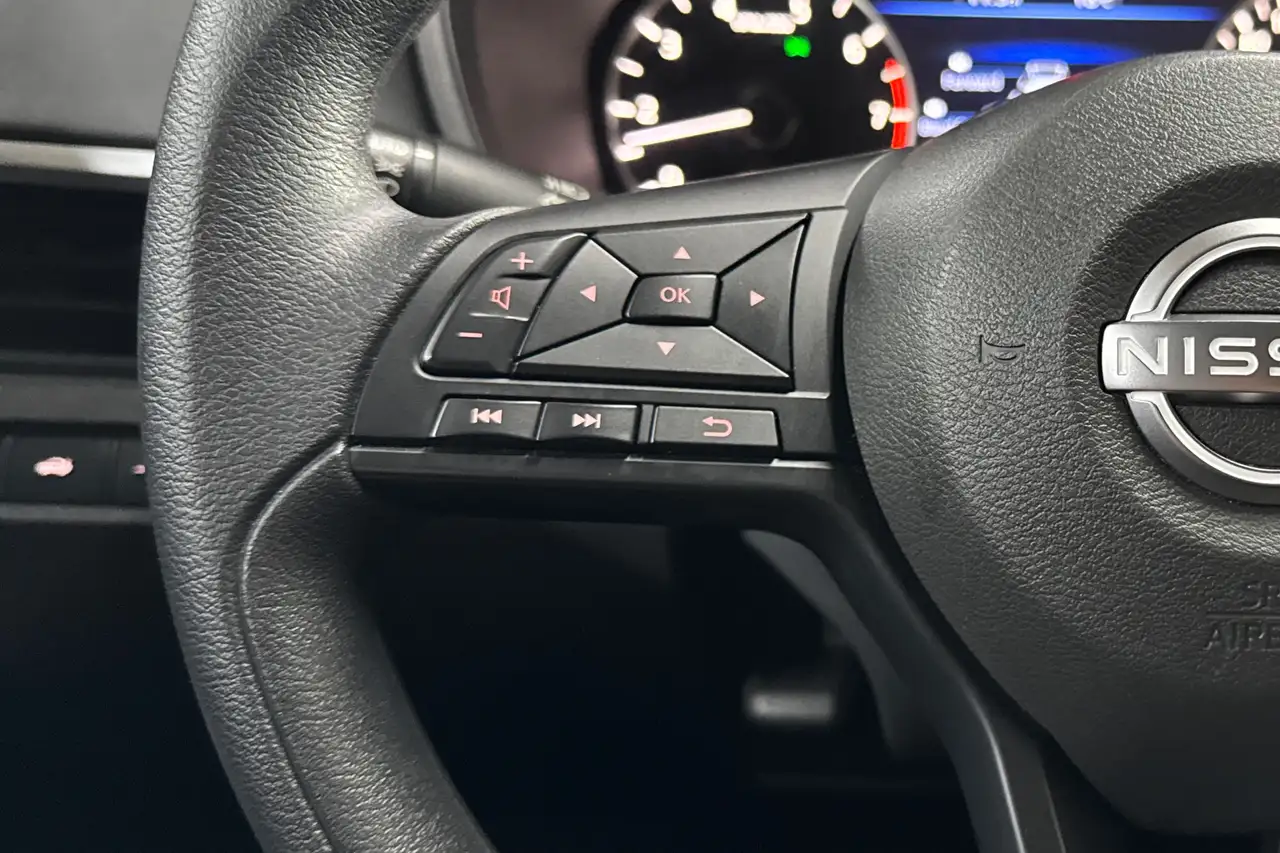 Nissan Altima снимка Nissan Altima