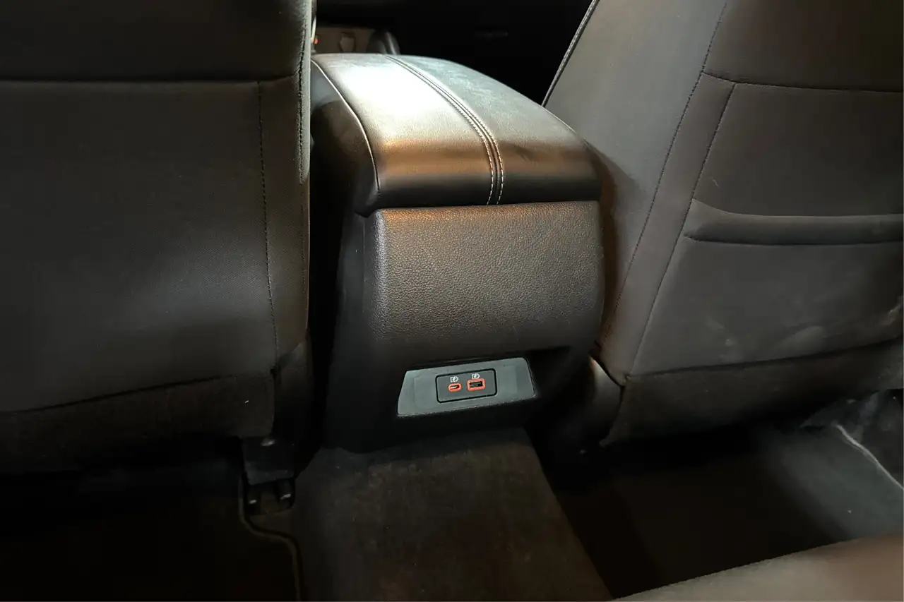 Nissan Altima снимка Nissan Altima