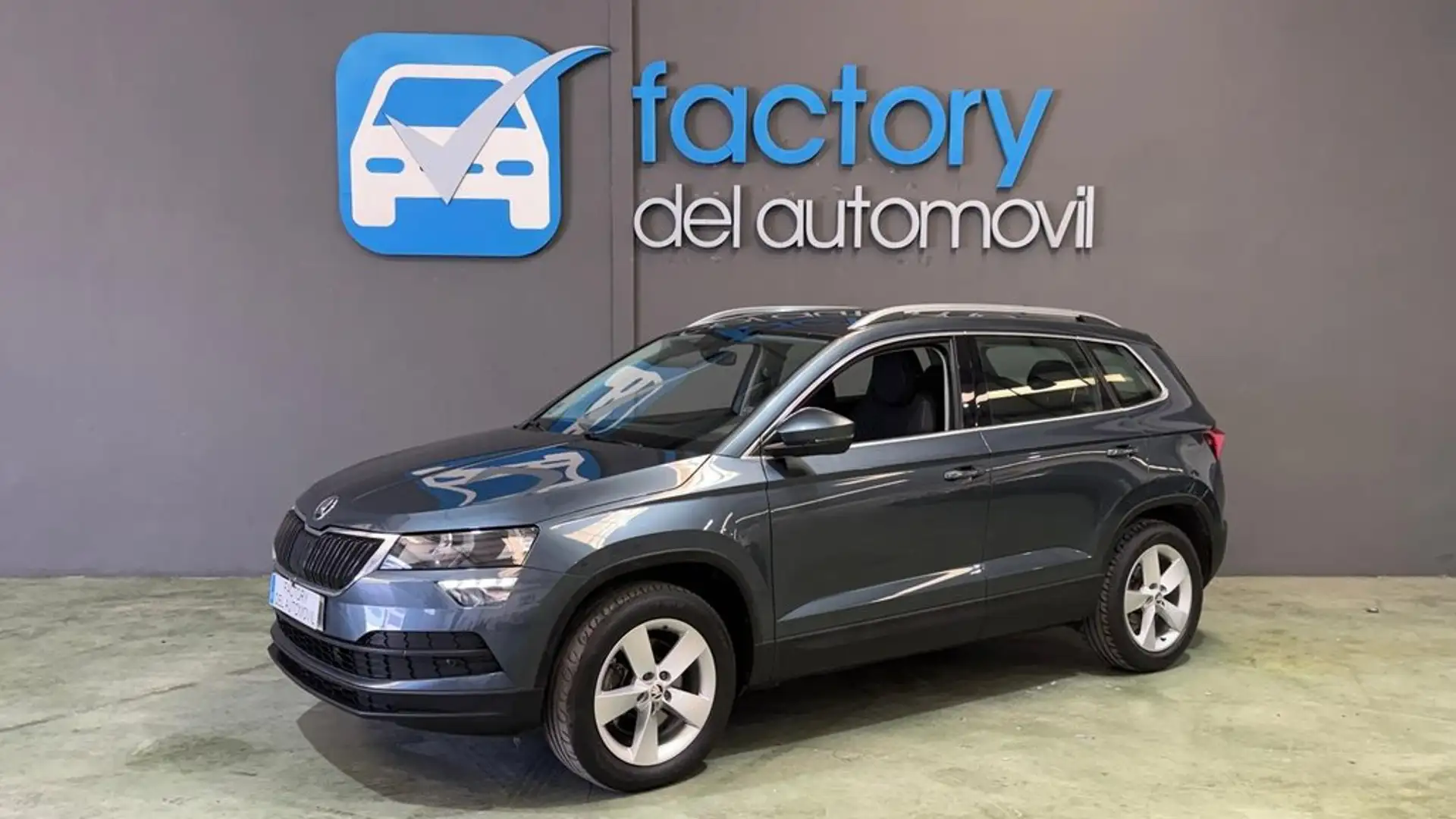 Skoda Karoq 2.0TDI AdBlue Ambition 4x4 DSG 110kW Gris - 1