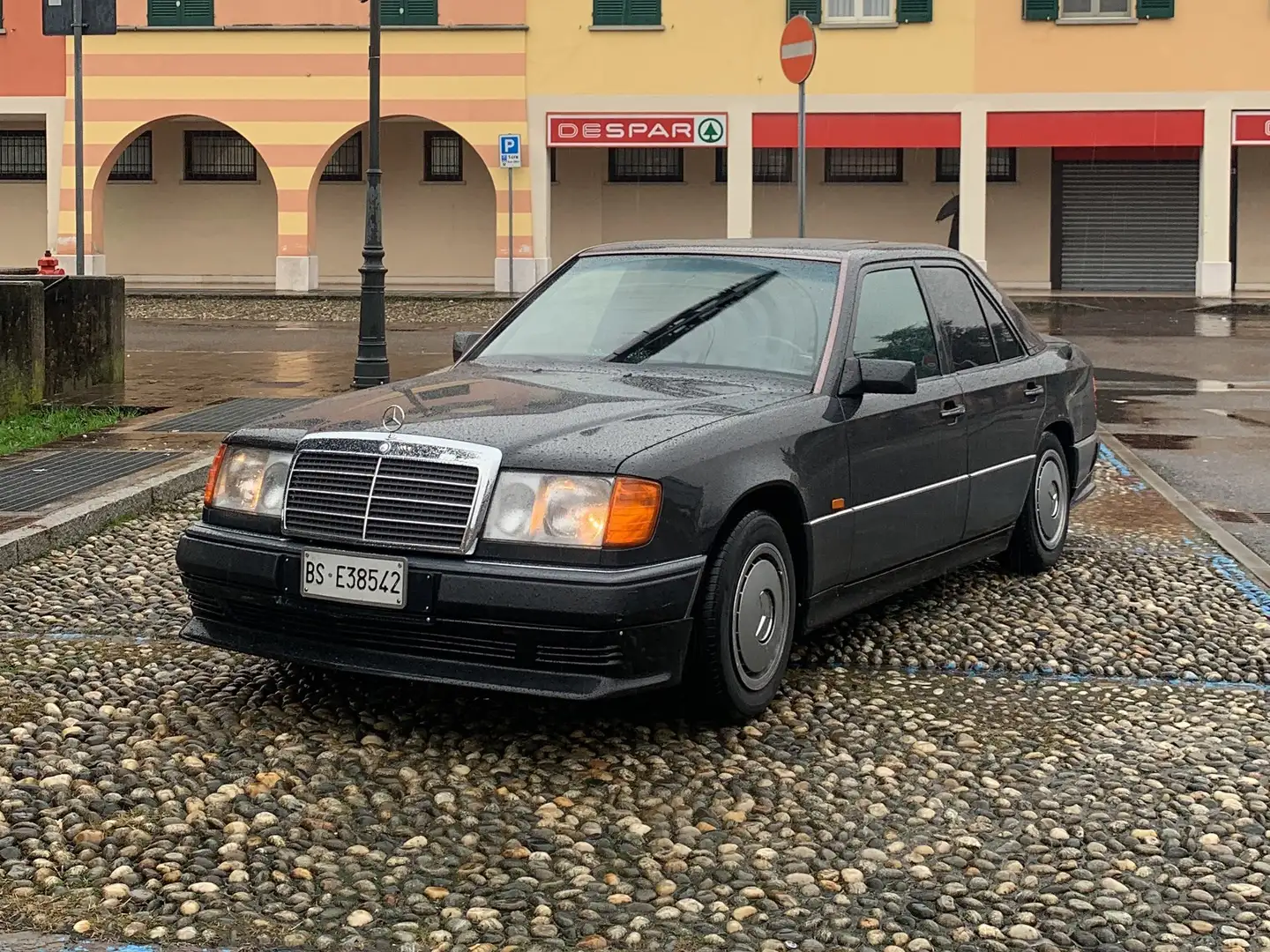 Mercedes-Benz E 200 E (124) 200 E Negru - 2