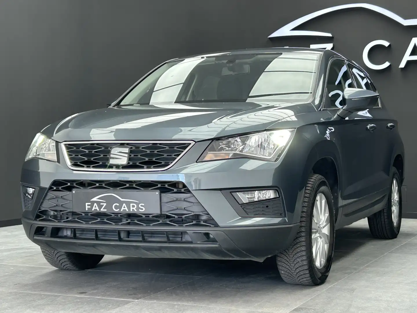 SEAT Ateca 1.6 CR TDI Ecomotive Reference * CLIM + GARANTIE * Gris - 2