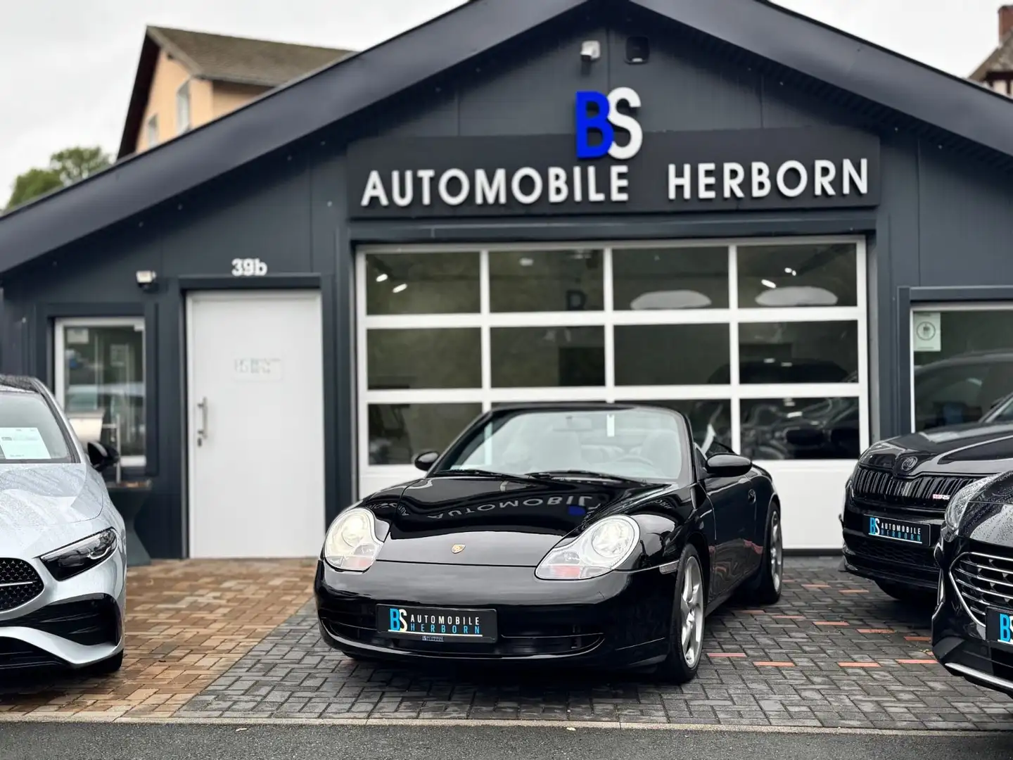 Porsche 996 /911 Carrera Cabrio/Schalter/Shz./Xenon/DE Black - 1
