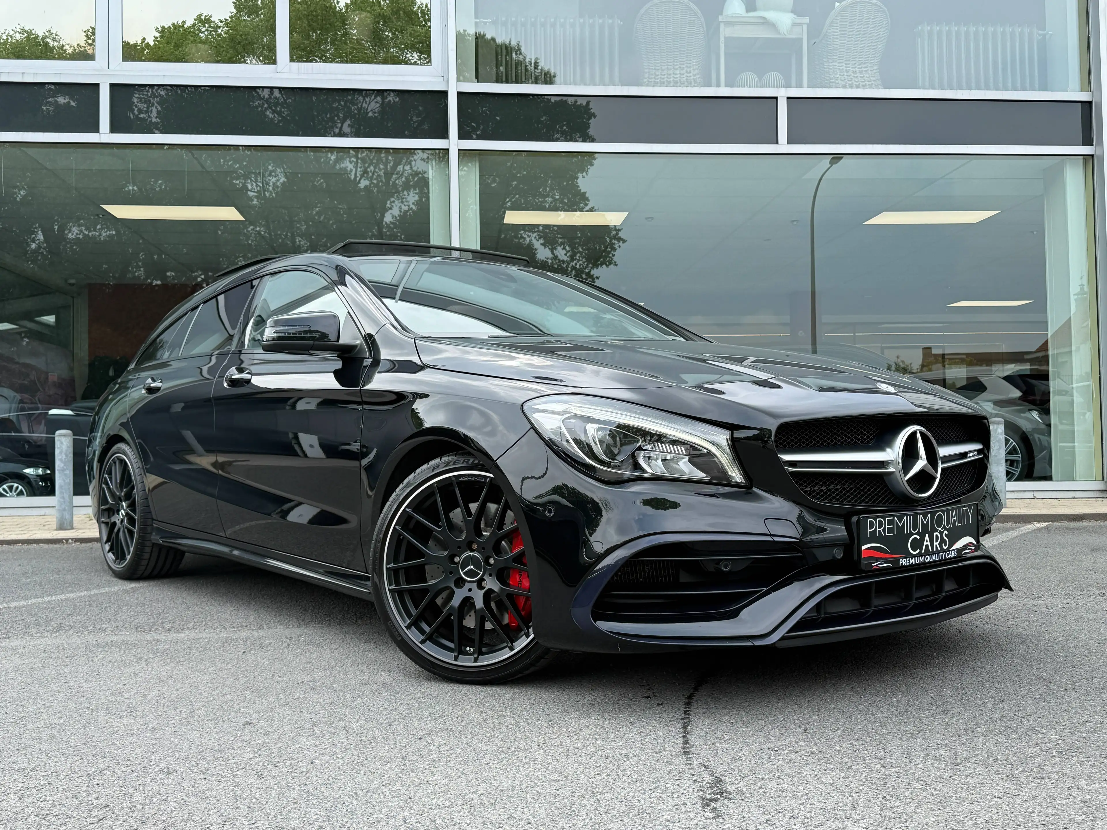 Mercedes-Benz CLA 45 AMG 45 AMG / PANO / CARPLAY / SPORTUITLAAT / KEYLESS / SFEERVERLICHTING / — photo 6