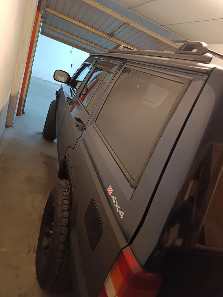 Jeep Cherokee 2.5 TD, foto 2