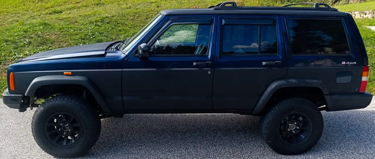 Jeep Cherokee 2.5 TD, foto 1