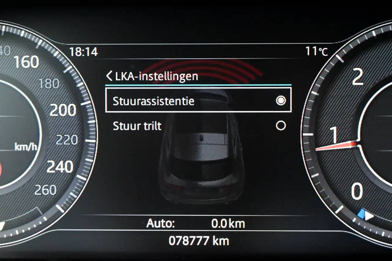Jaguar E-Pace 2.0 D AWD SE (EU6.2), миниатюра 25