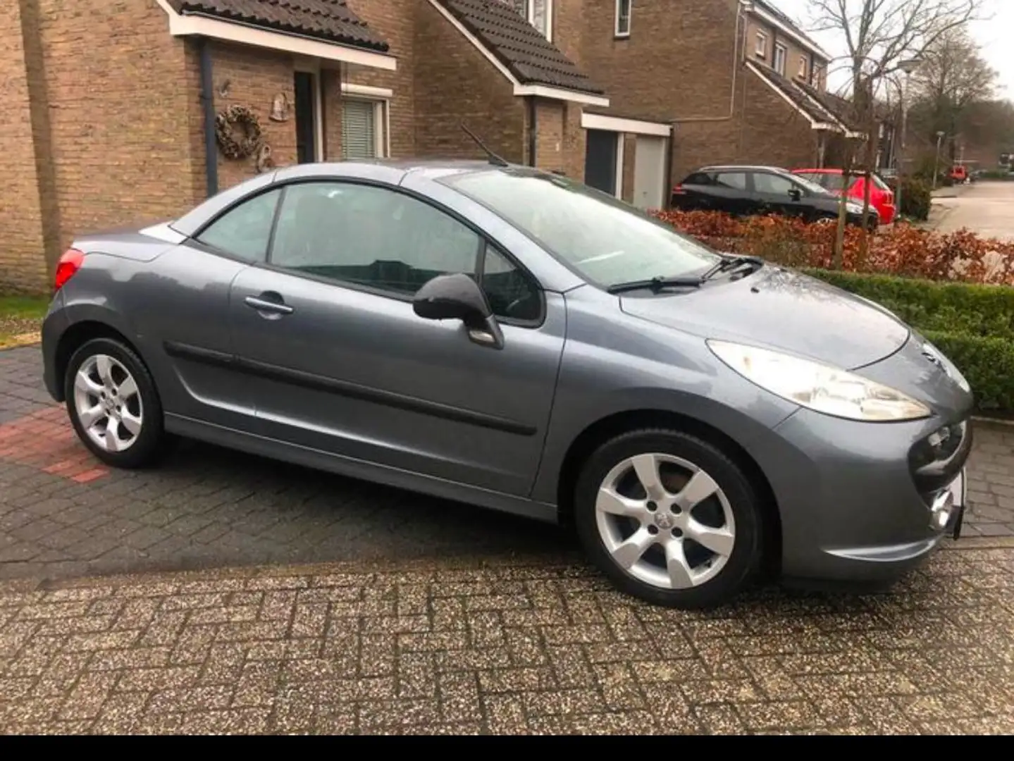 Peugeot 207 207 1.6 VTi Première Grijs - 1