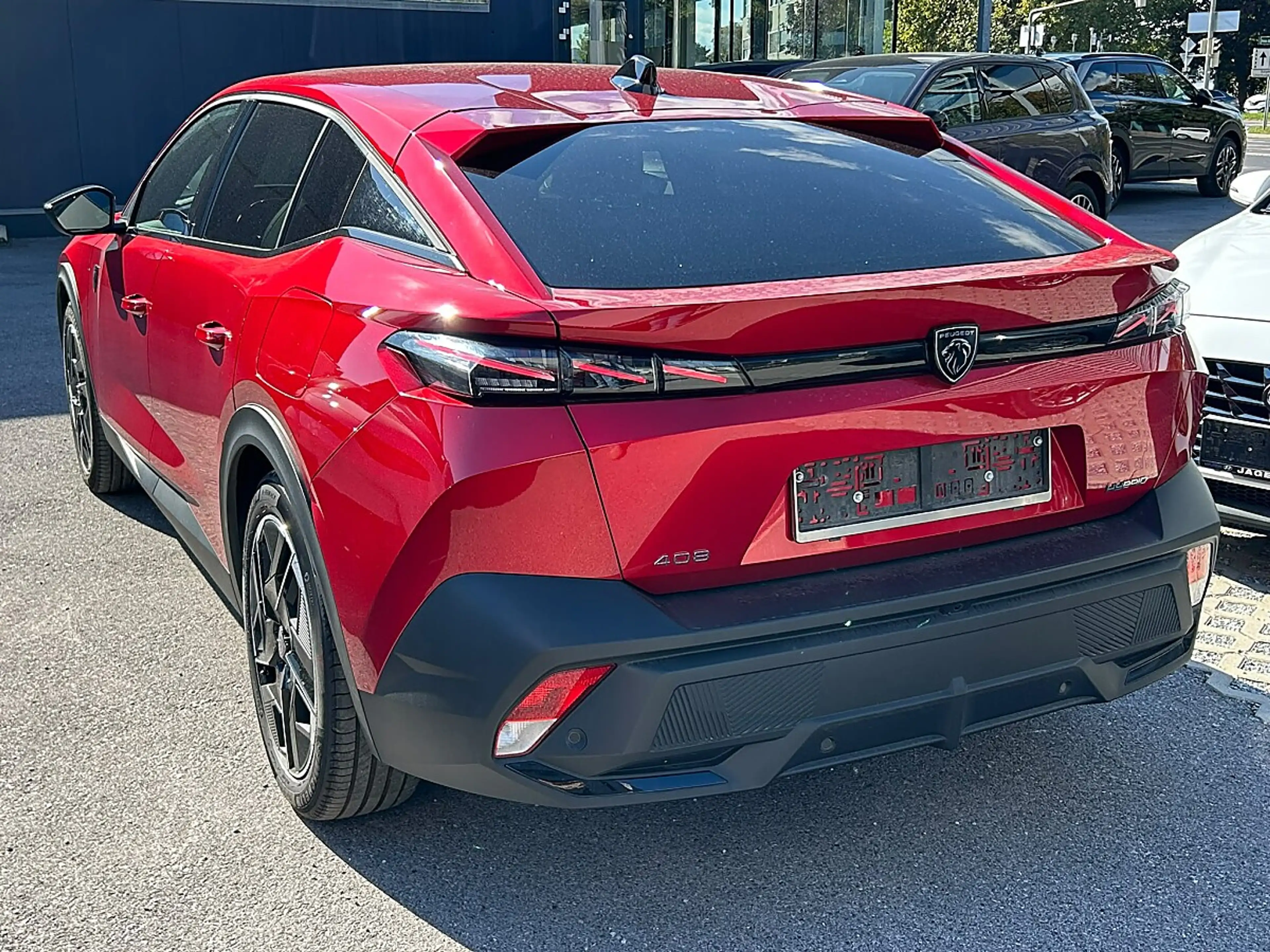 Peugeot 408 PureTech 130 S&S EAT8 GT — photo 6