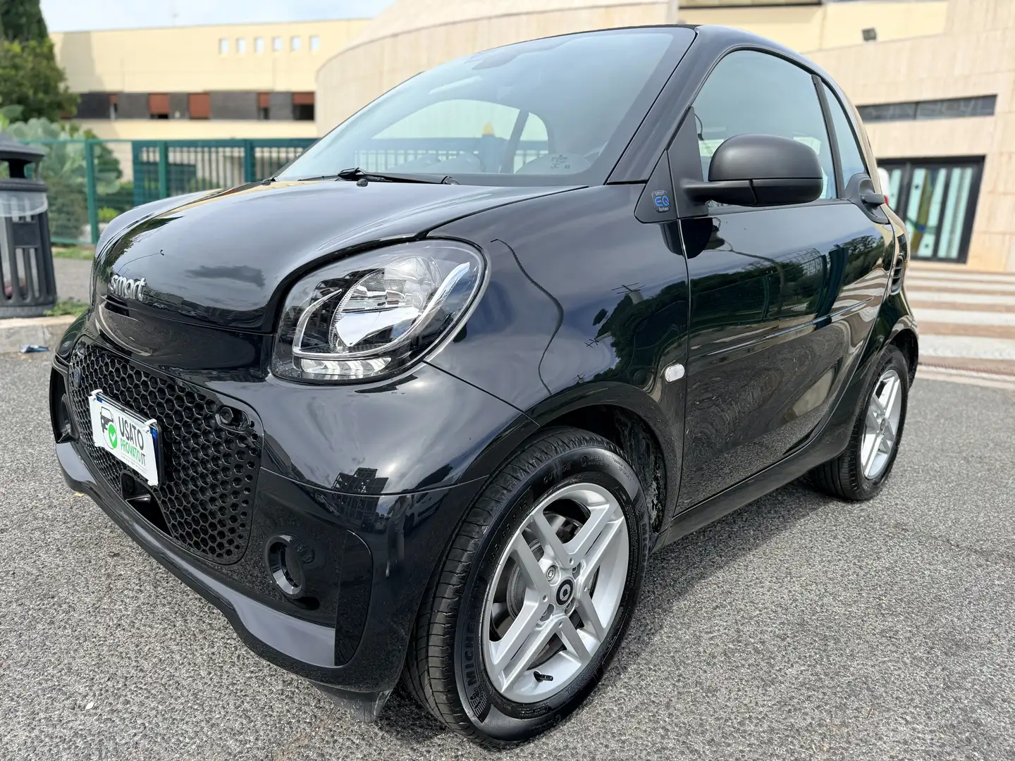 smart forTwo EQ Pure UNICA PROPRIETARIA Pari al nuovo Nero - 2