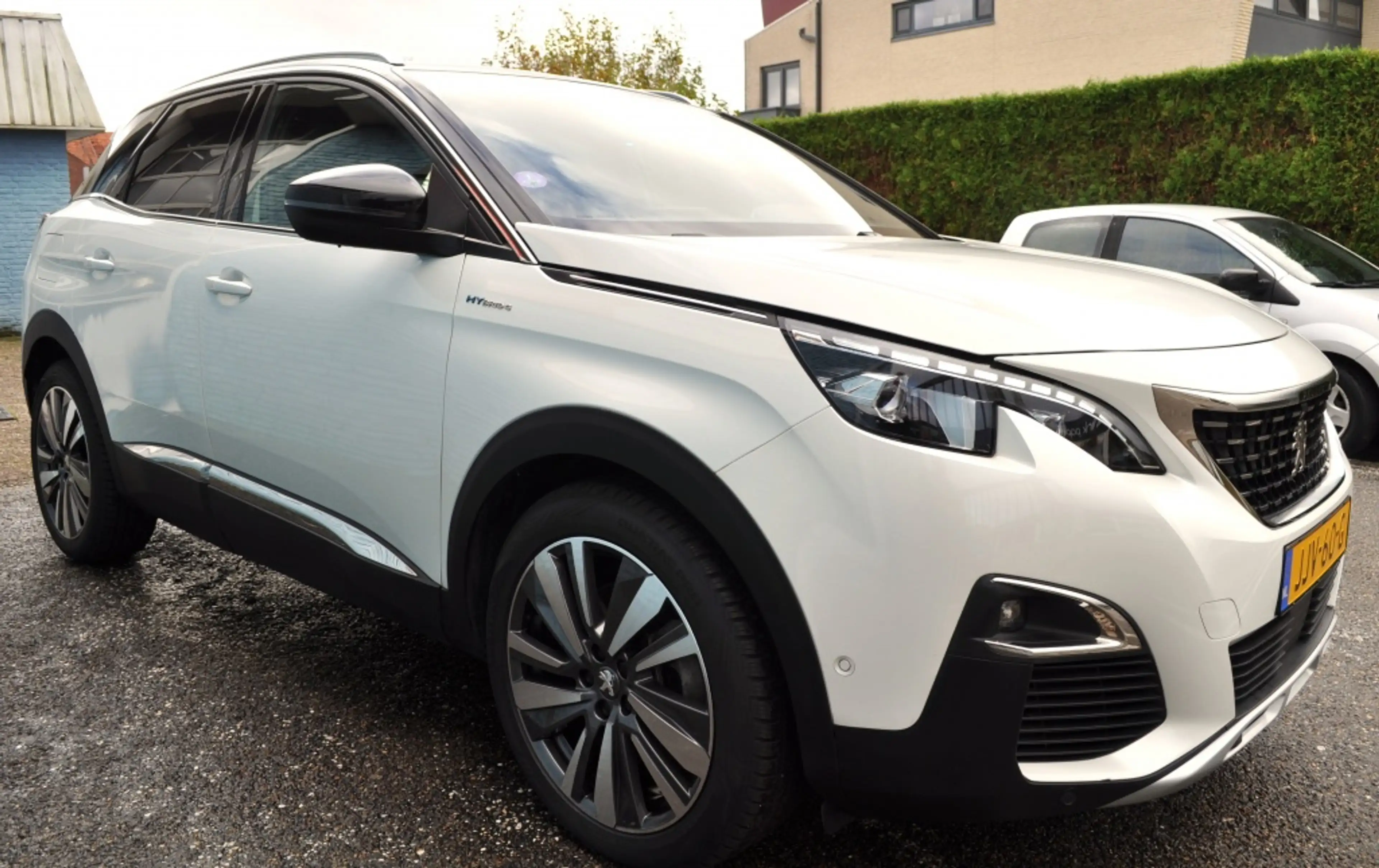 Peugeot 3008 1.6 HYb4 300 GT leer mass el klep — photo 5