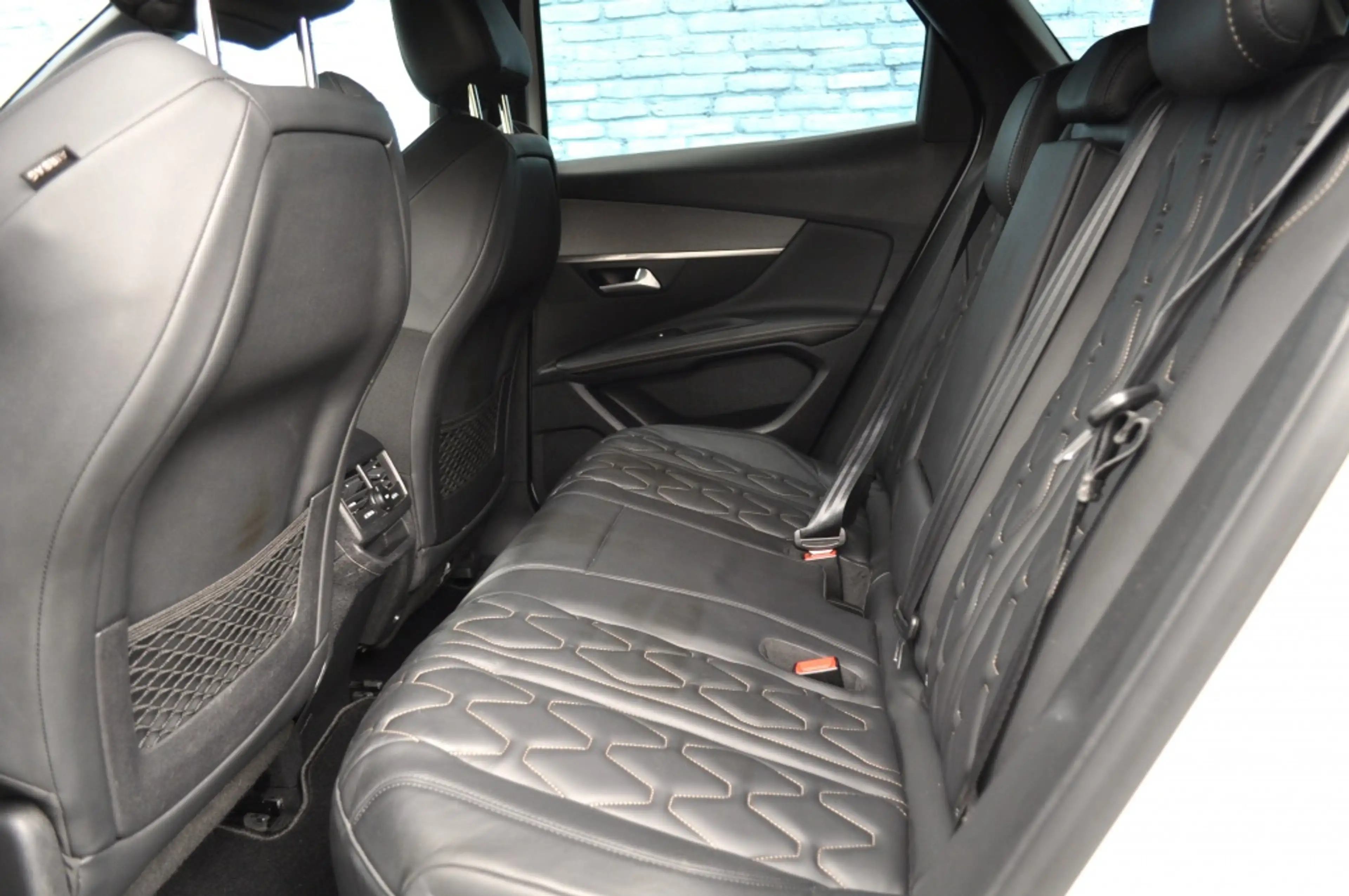 Peugeot 3008 1.6 HYb4 300 GT leer mass el klep — photo 7