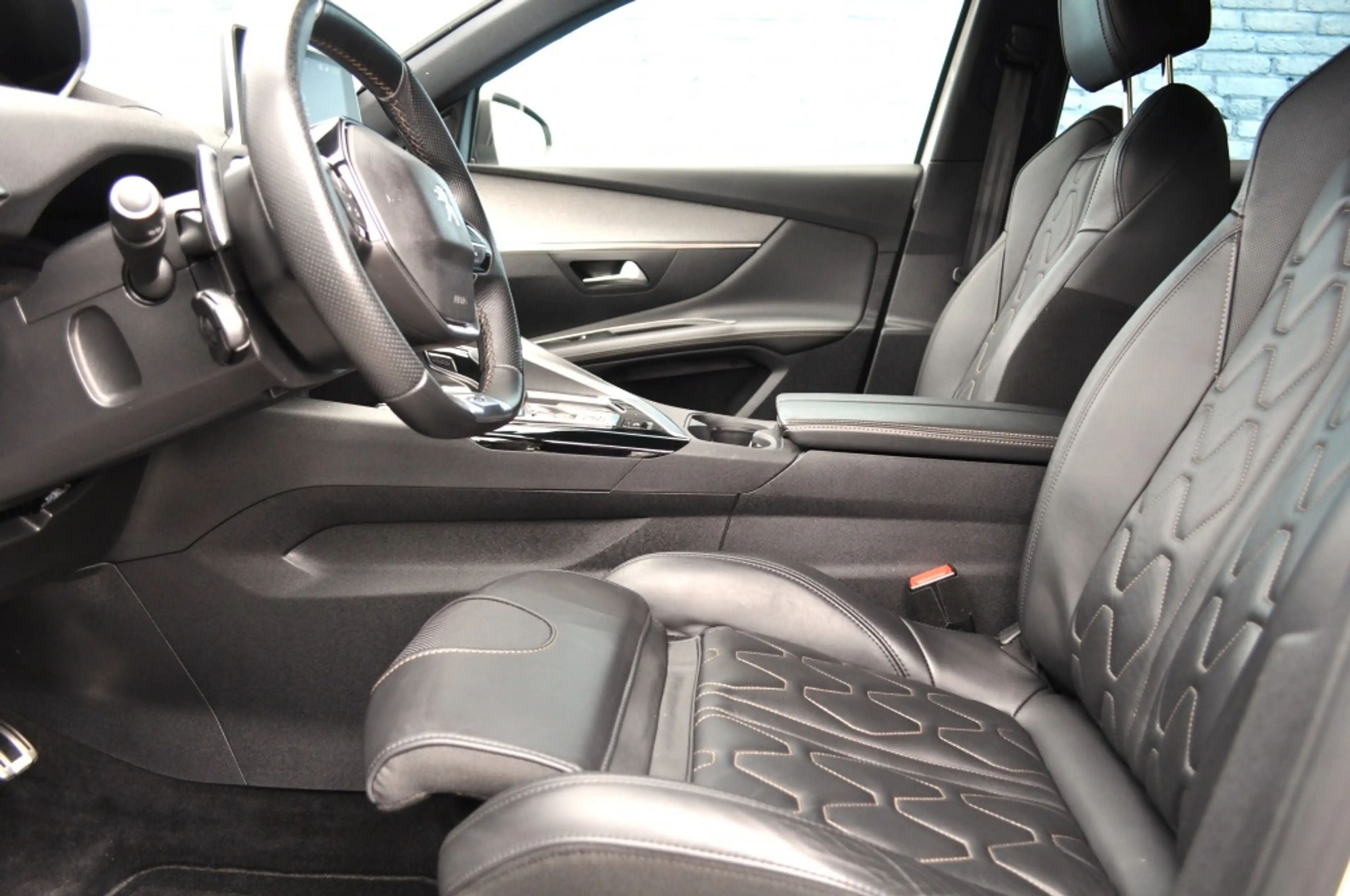 Peugeot 3008 1.6 HYb4 300 GT leer mass el klep — photo 10
