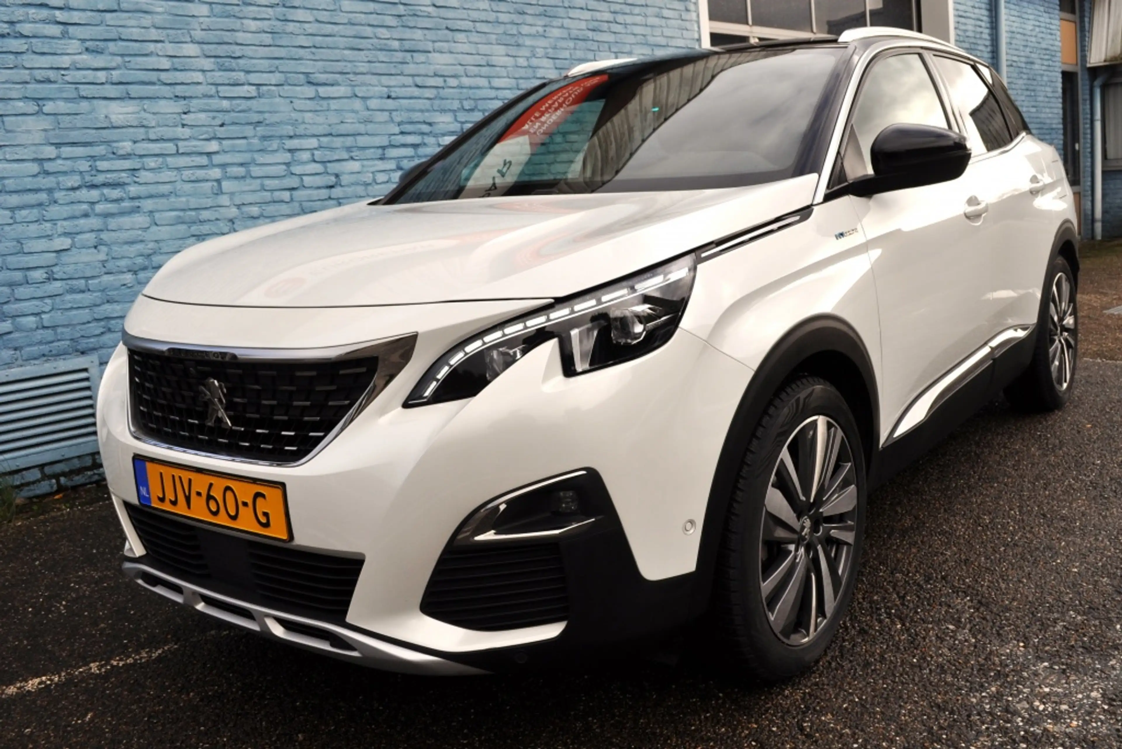 Peugeot 3008 1.6 HYb4 300 GT leer mass el klep