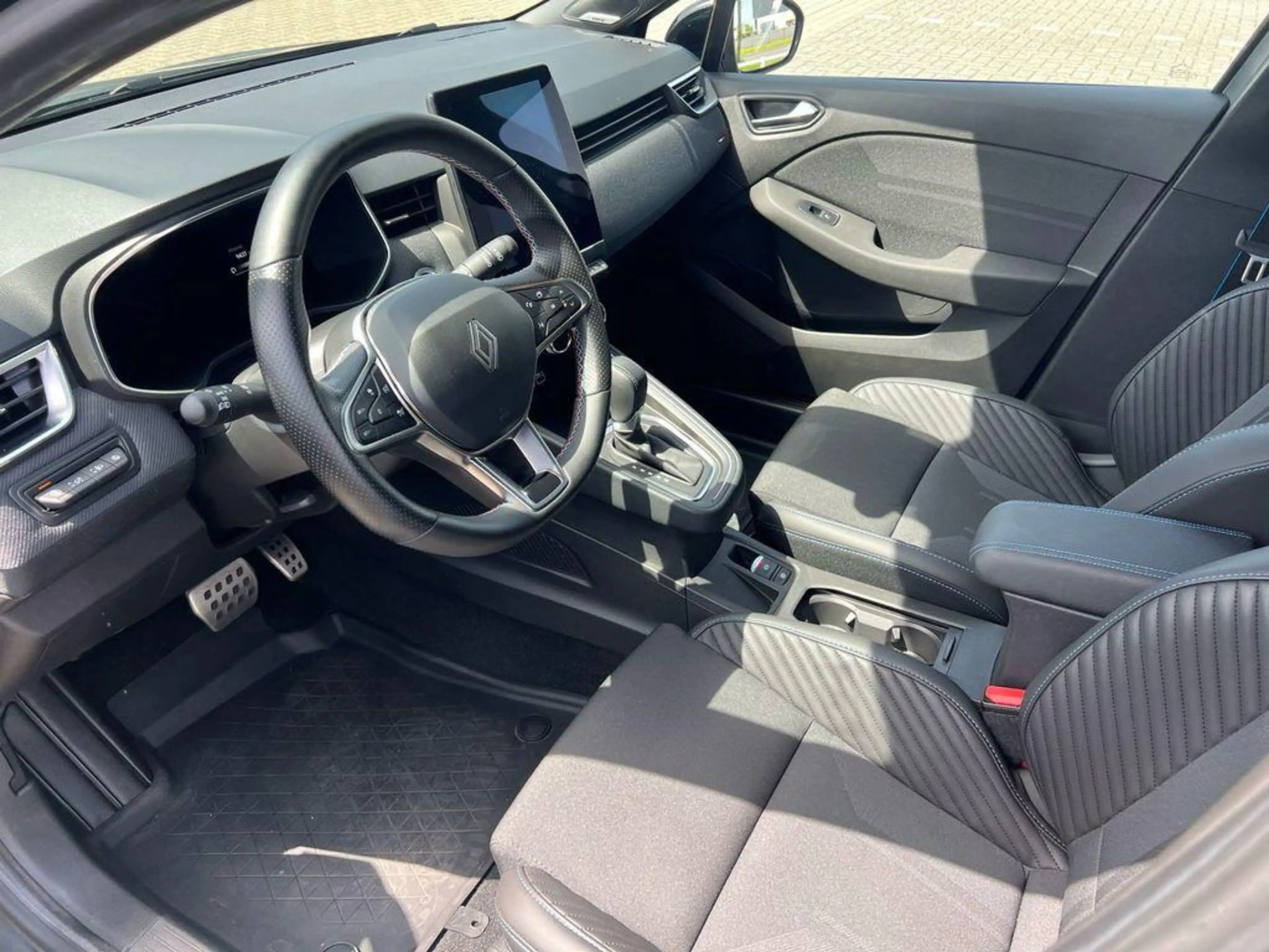 Renault Clio esprit Alpine full hybrid E-Tech 145 | Stoel- & St — photo 6