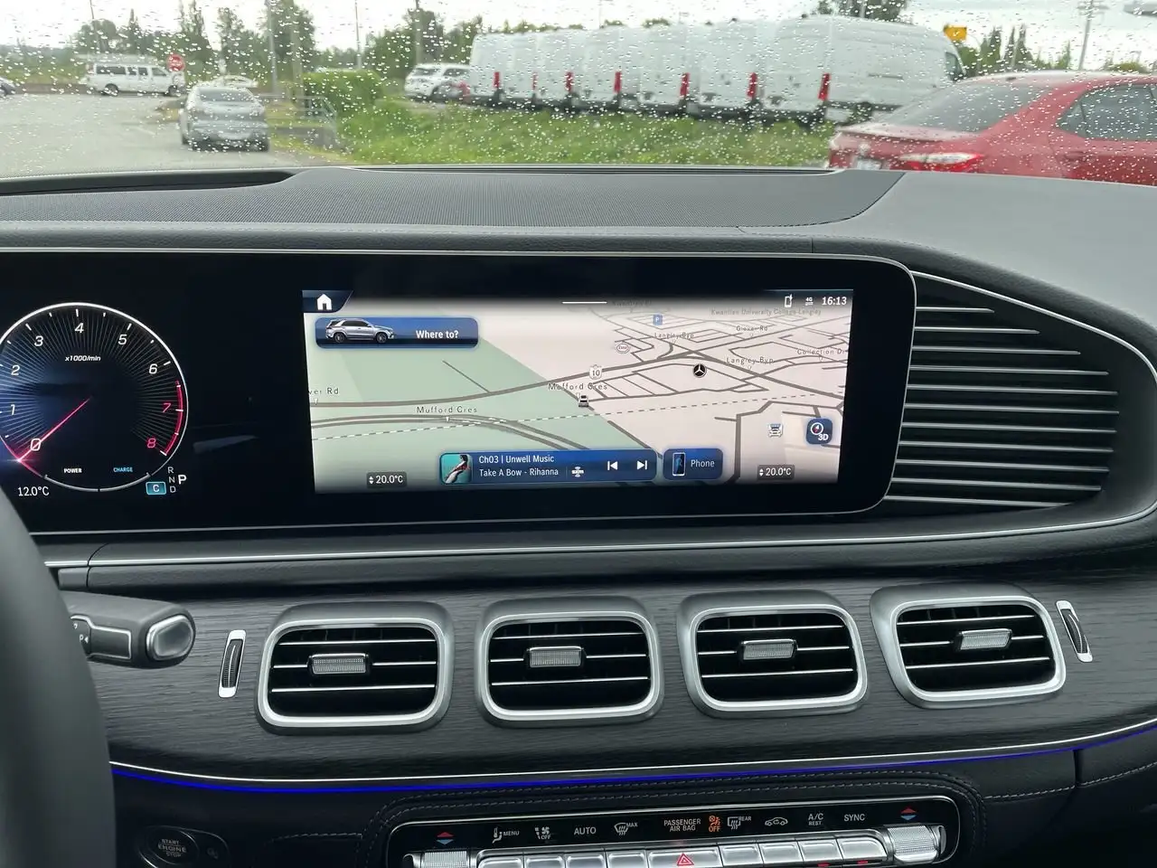 Mercedes-Benz GLE снимка Mercedes-Benz GLE